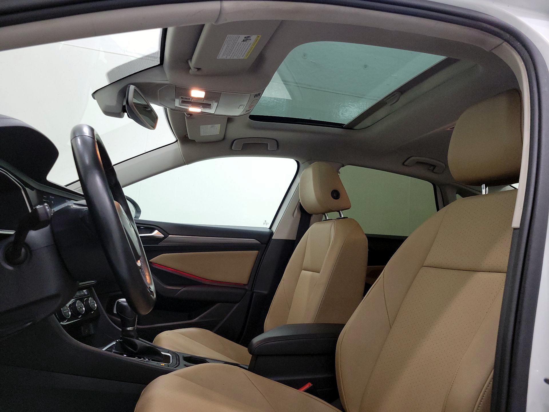 Thumbnail: 2019 Volkswagen Jetta - 19