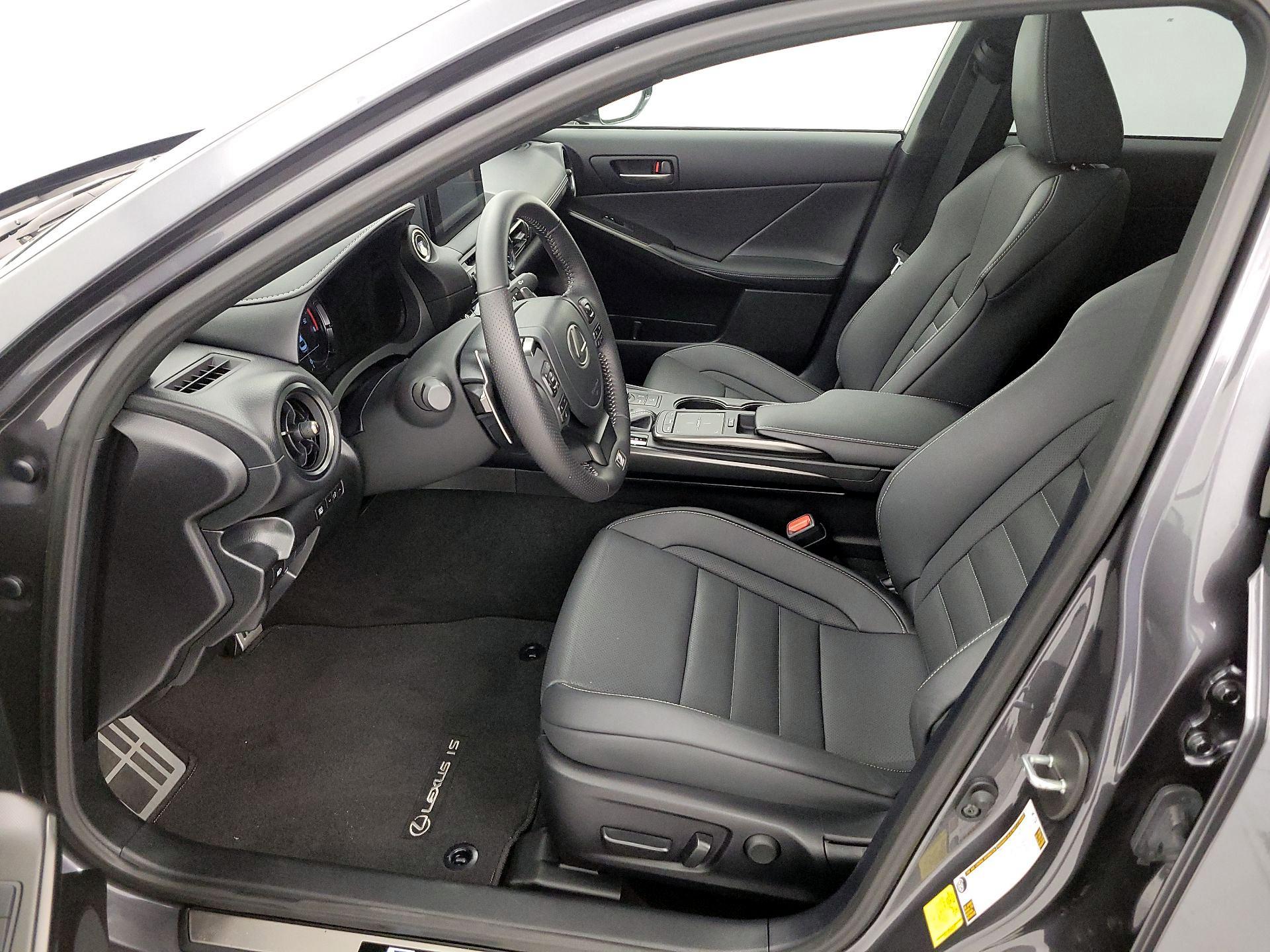 Thumbnail: 2023 Lexus IS - 11