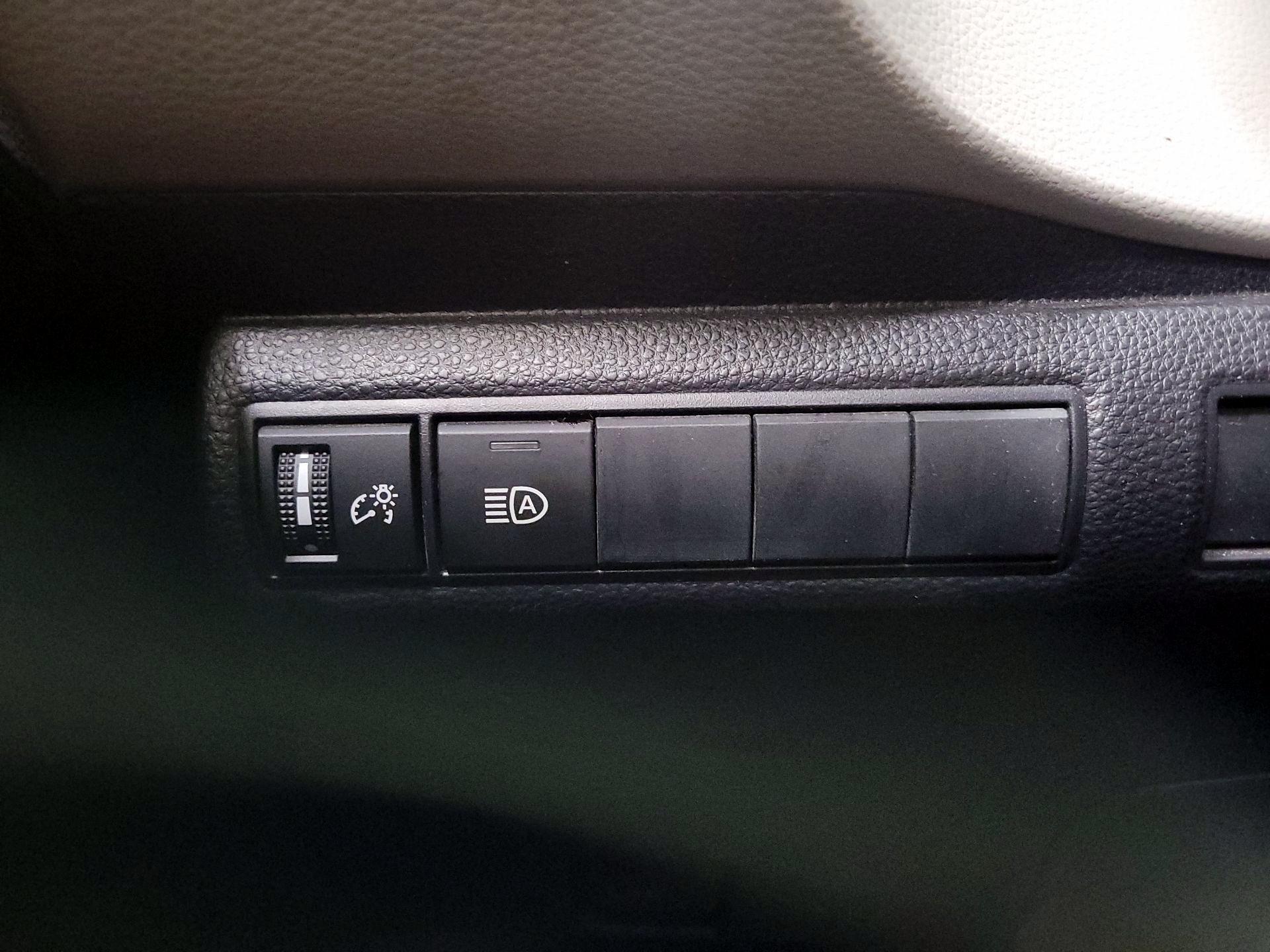 Thumbnail: 2023 Toyota Corolla - 13