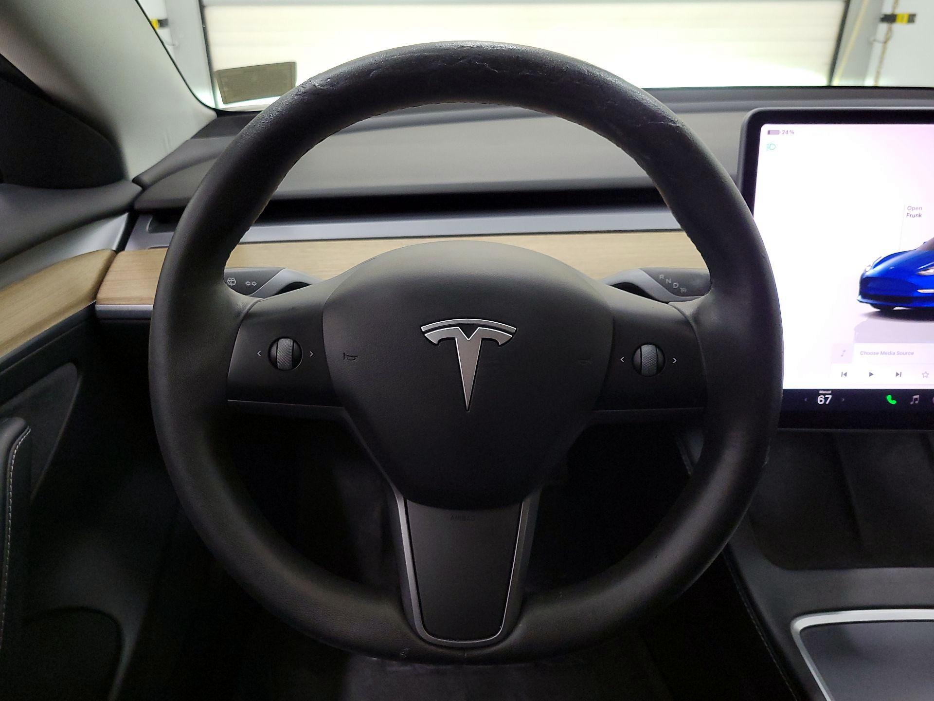 Thumbnail: 2022 Tesla Model 3 - 10