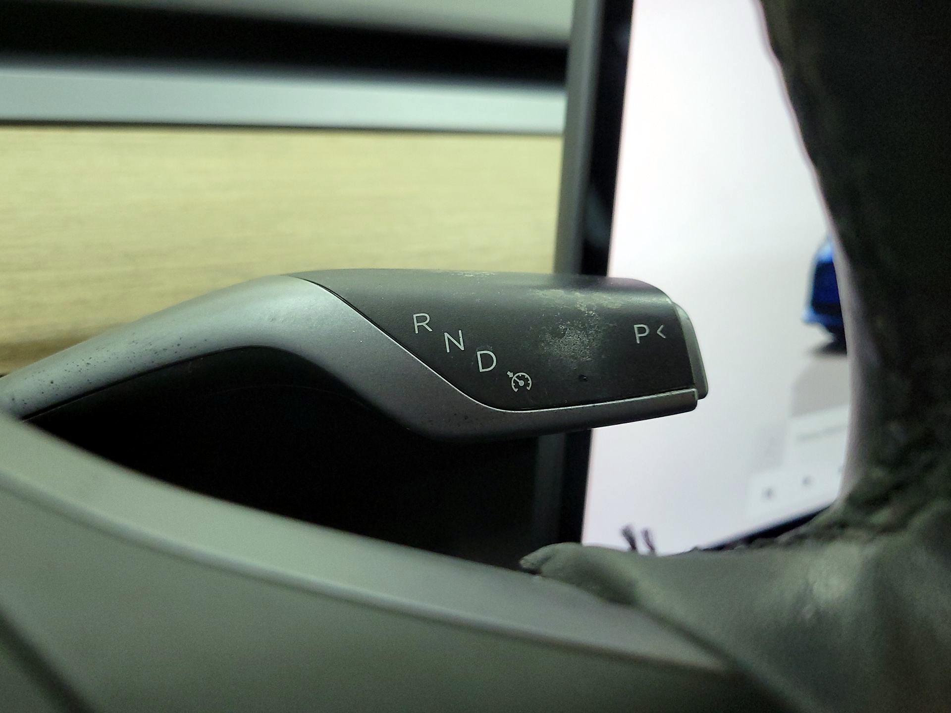 Thumbnail: 2022 Tesla Model 3 - 17