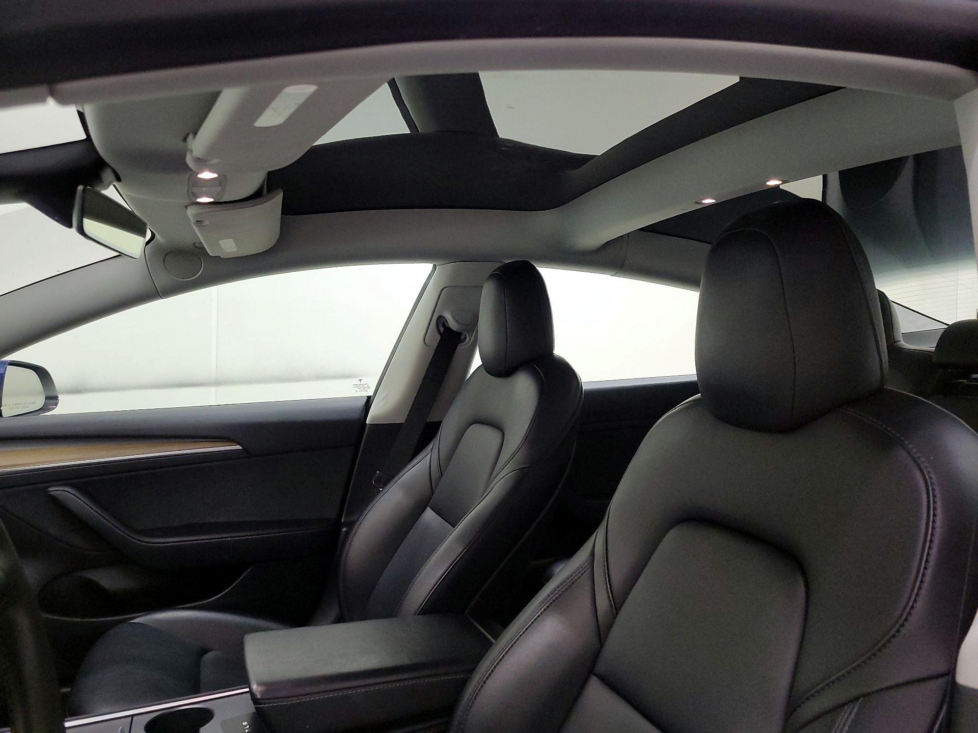 Thumbnail: 2022 Tesla Model 3 - 18