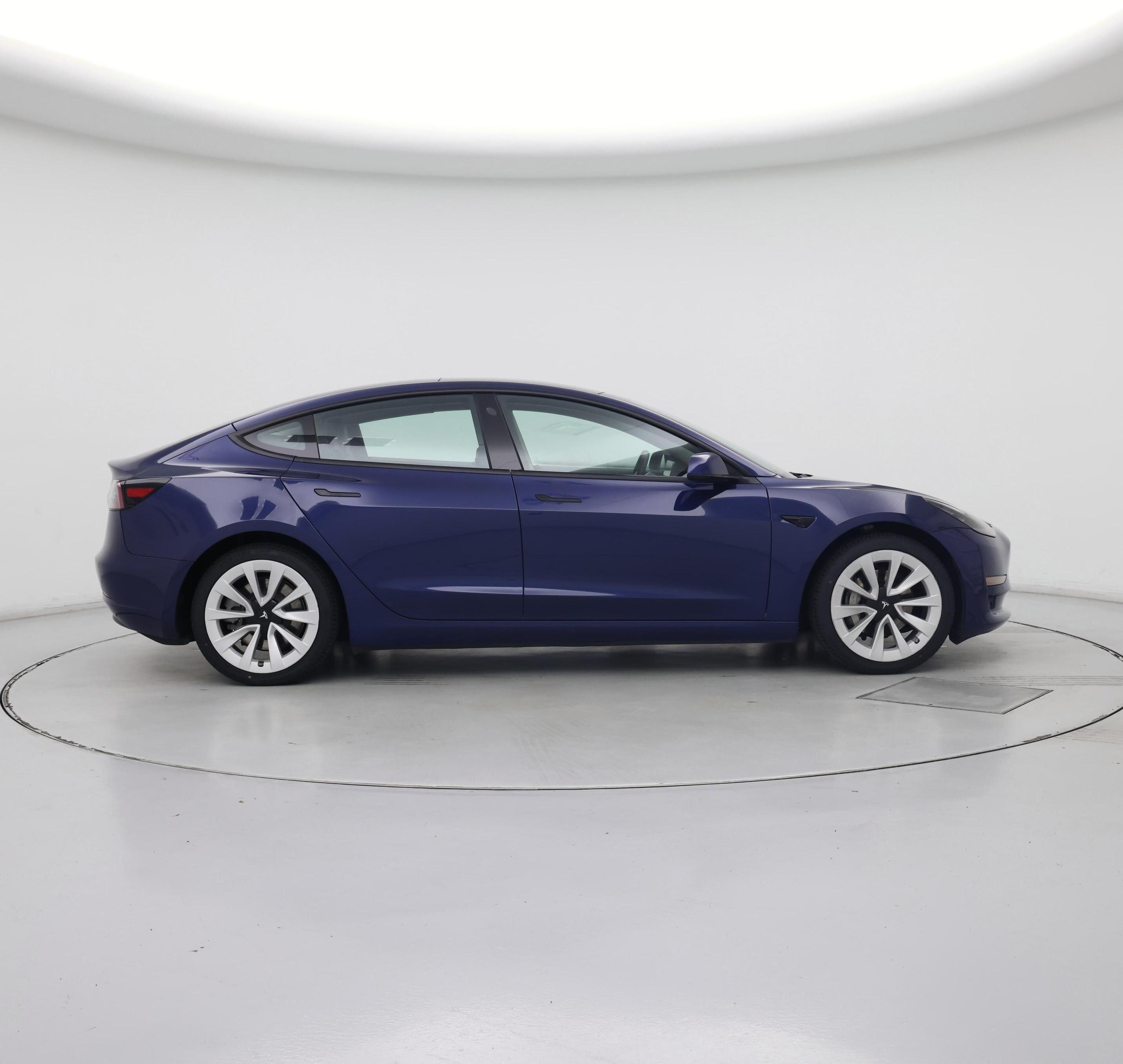 Thumbnail: 2022 Tesla Model 3 - 7