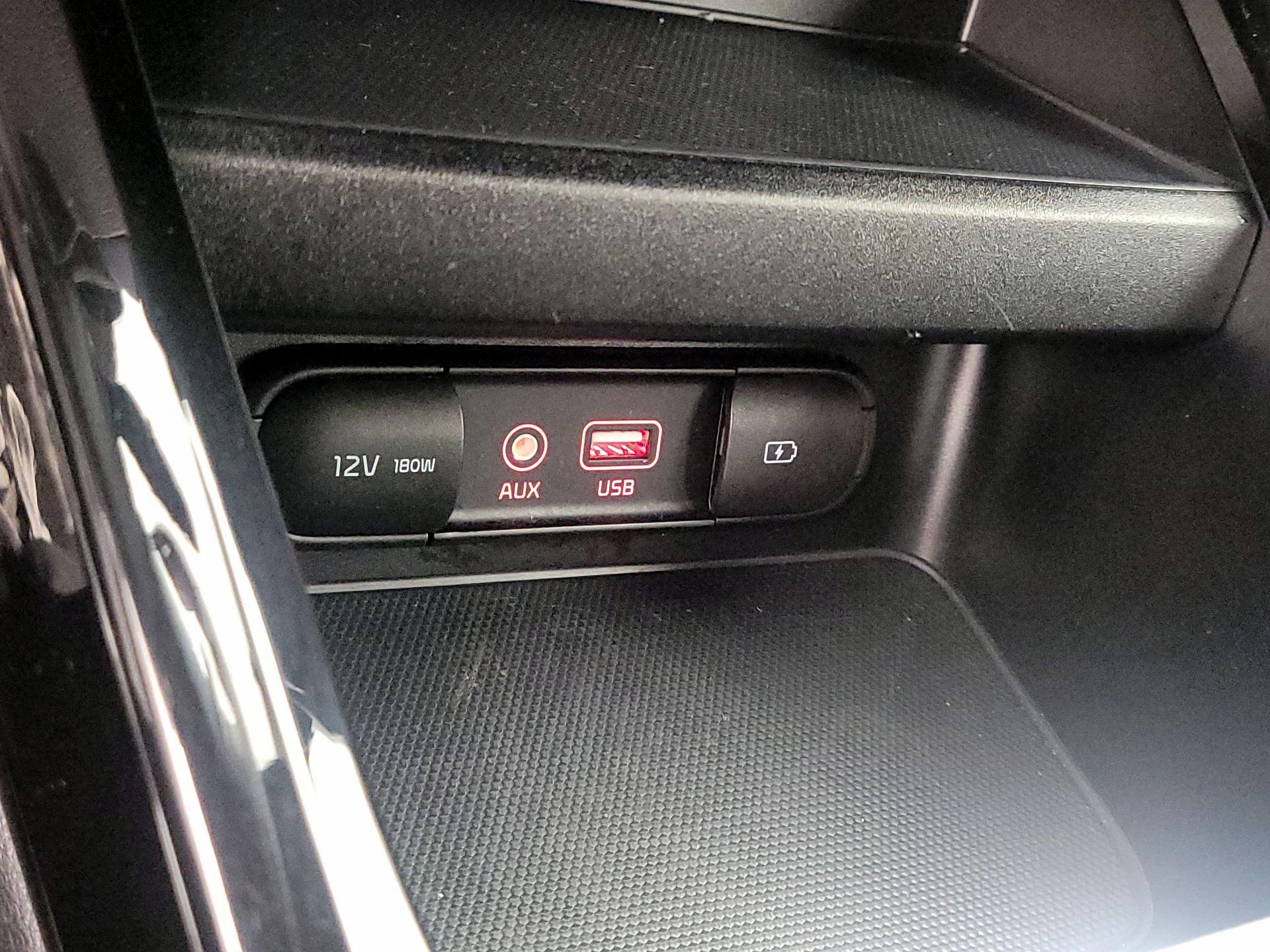 Thumbnail: 2021 Kia Forte - 18