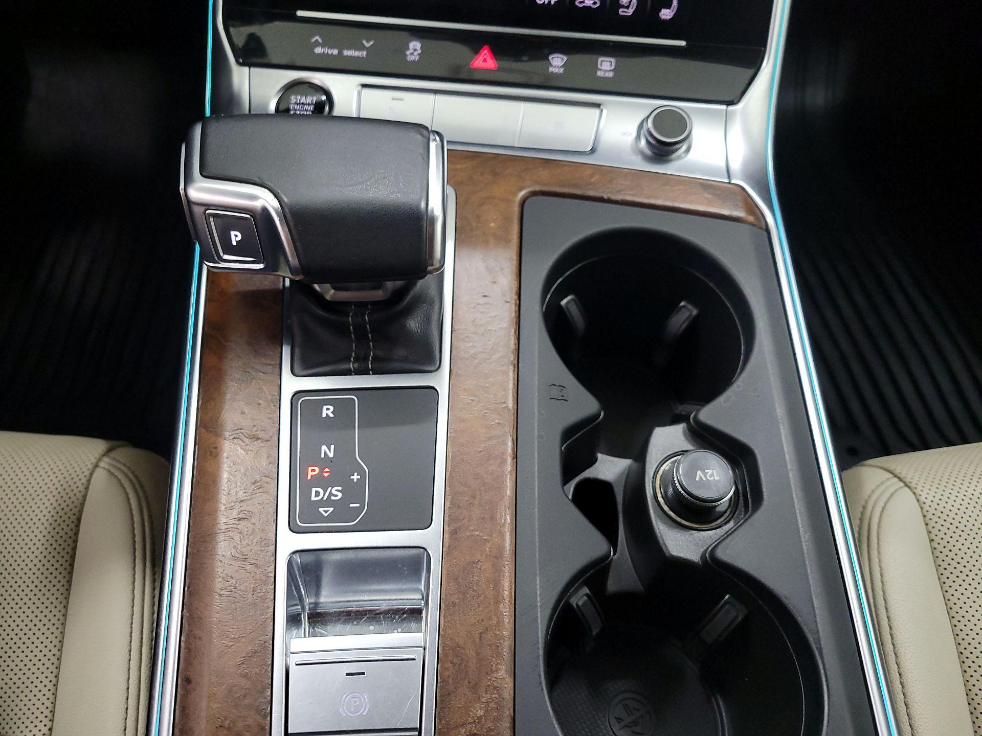 Thumbnail: 2022 Audi A6 - 17