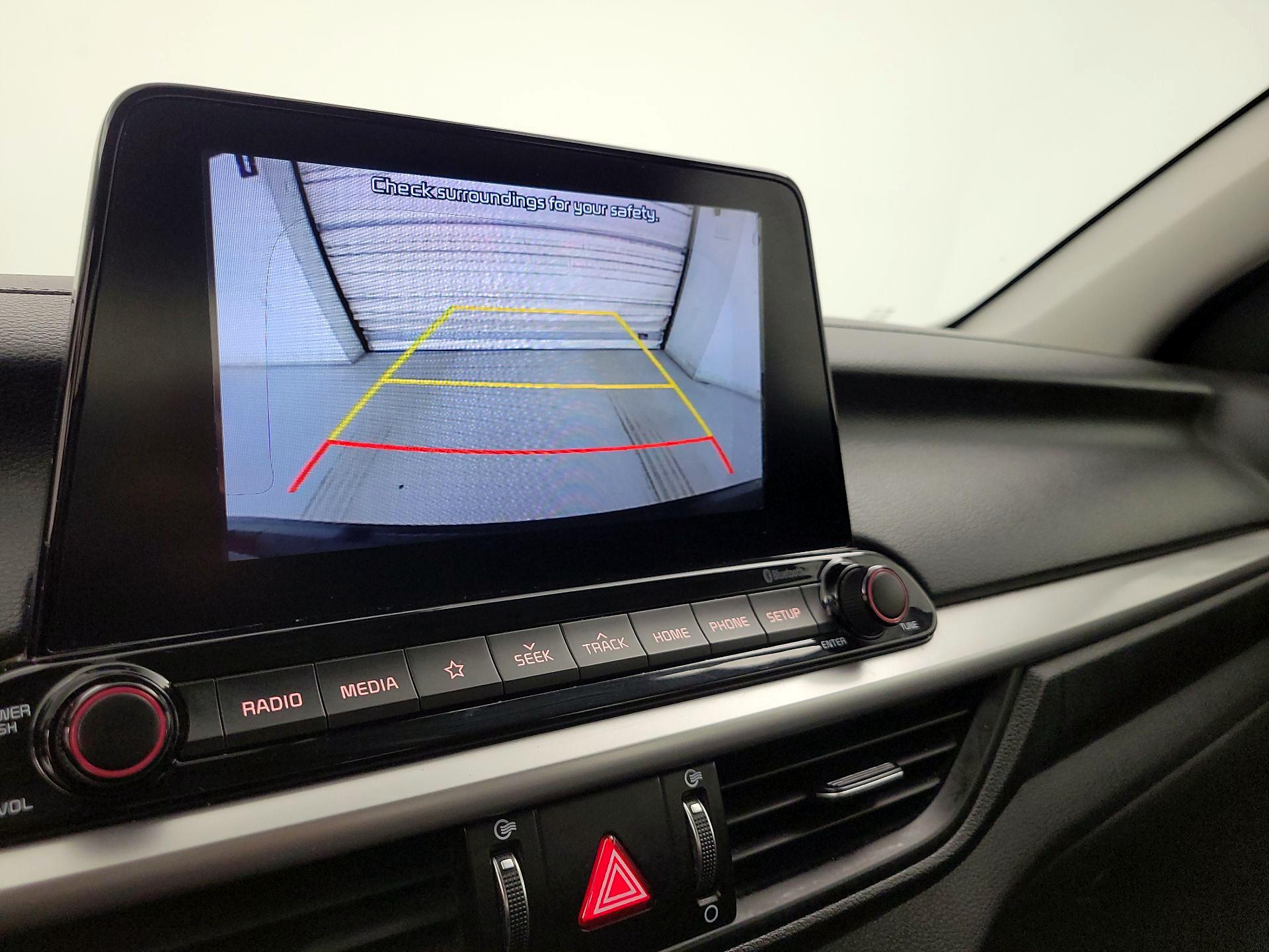 Thumbnail: 2020 Kia Forte - 14