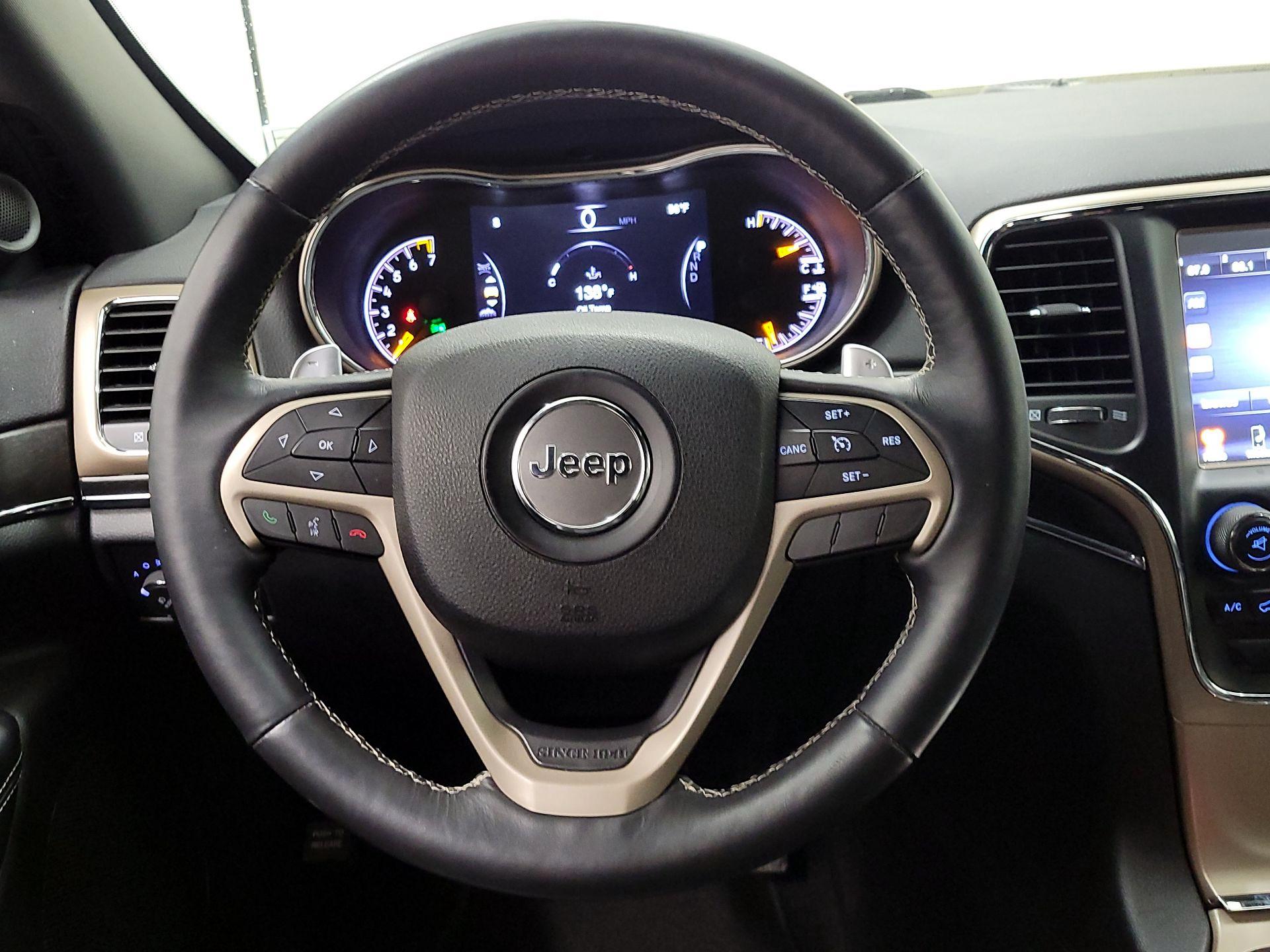 Thumbnail: 2017 Jeep Grand Cherokee - 10