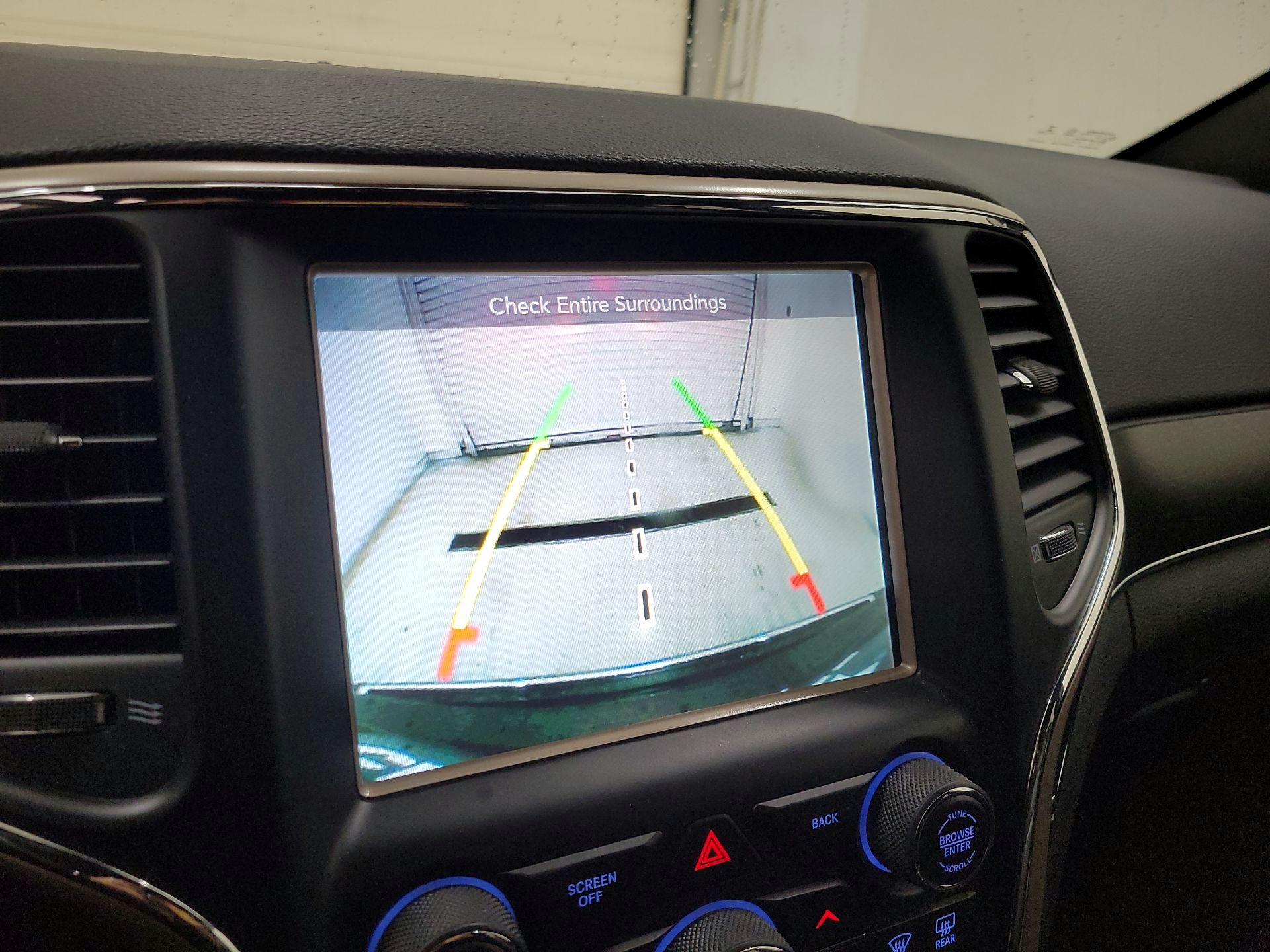 Thumbnail: 2017 Jeep Grand Cherokee - 14