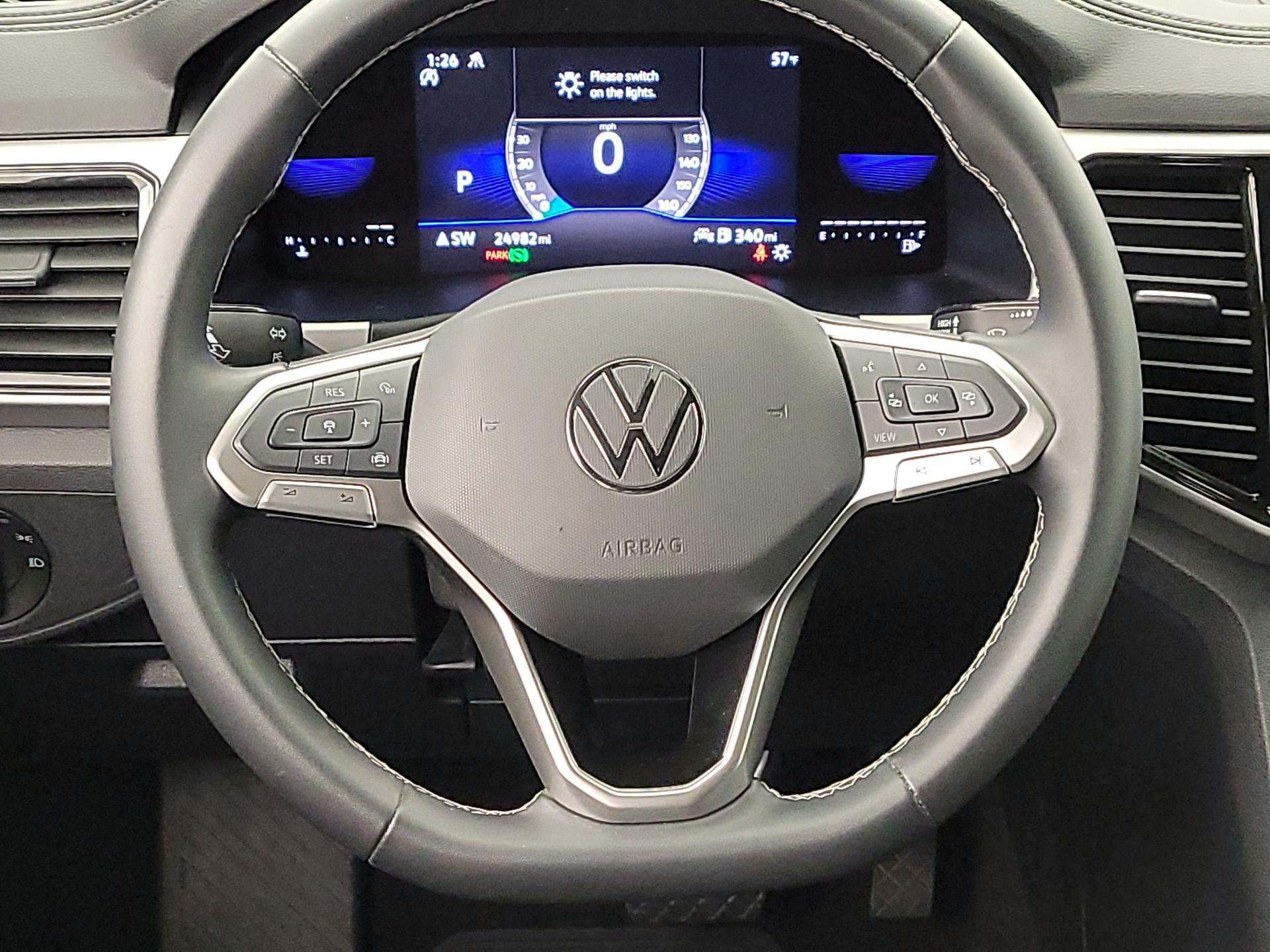 Thumbnail: 2022 Volkswagen Atlas - 10