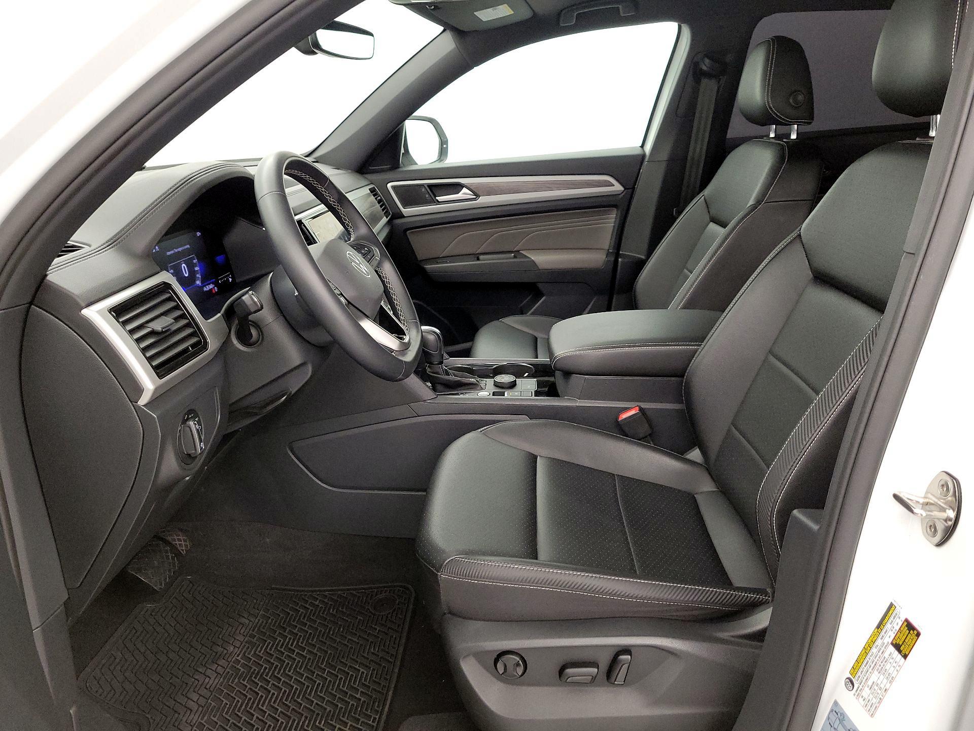 Thumbnail: 2022 Volkswagen Atlas - 11