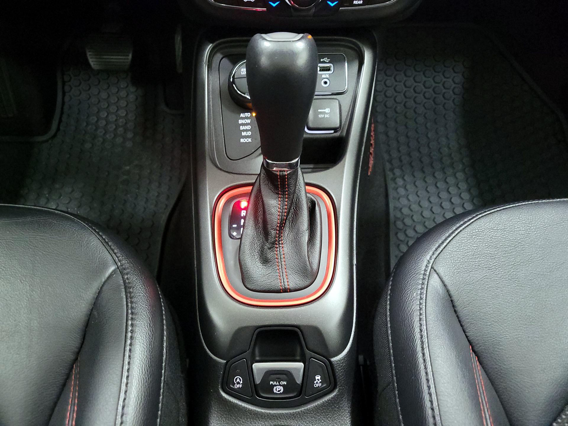 Thumbnail: 2017 Jeep Compass - 17