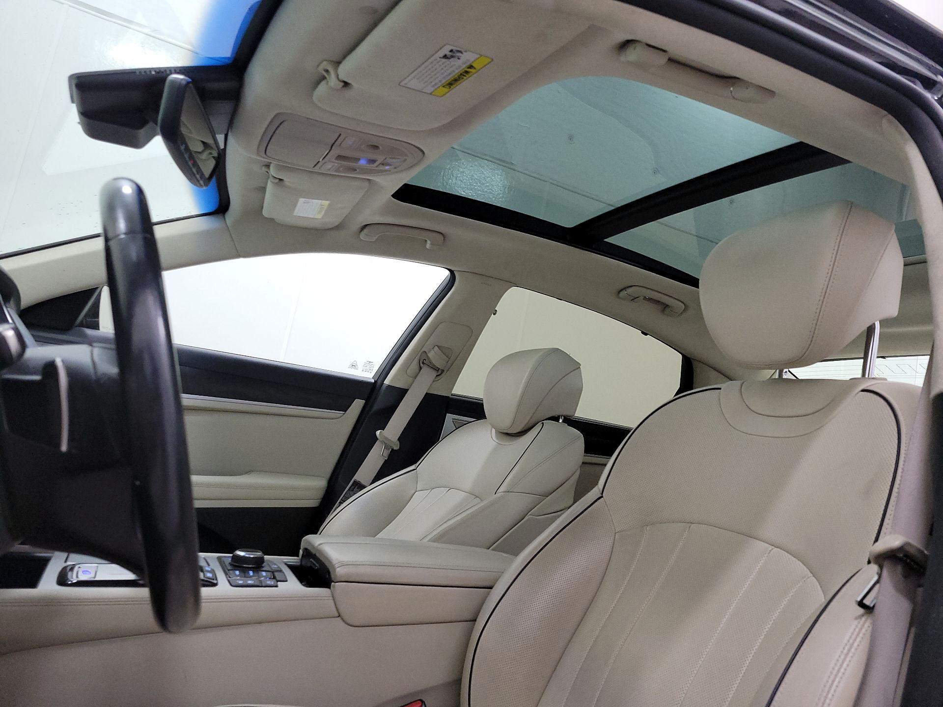 Thumbnail: 2018 Genesis G80 - 20