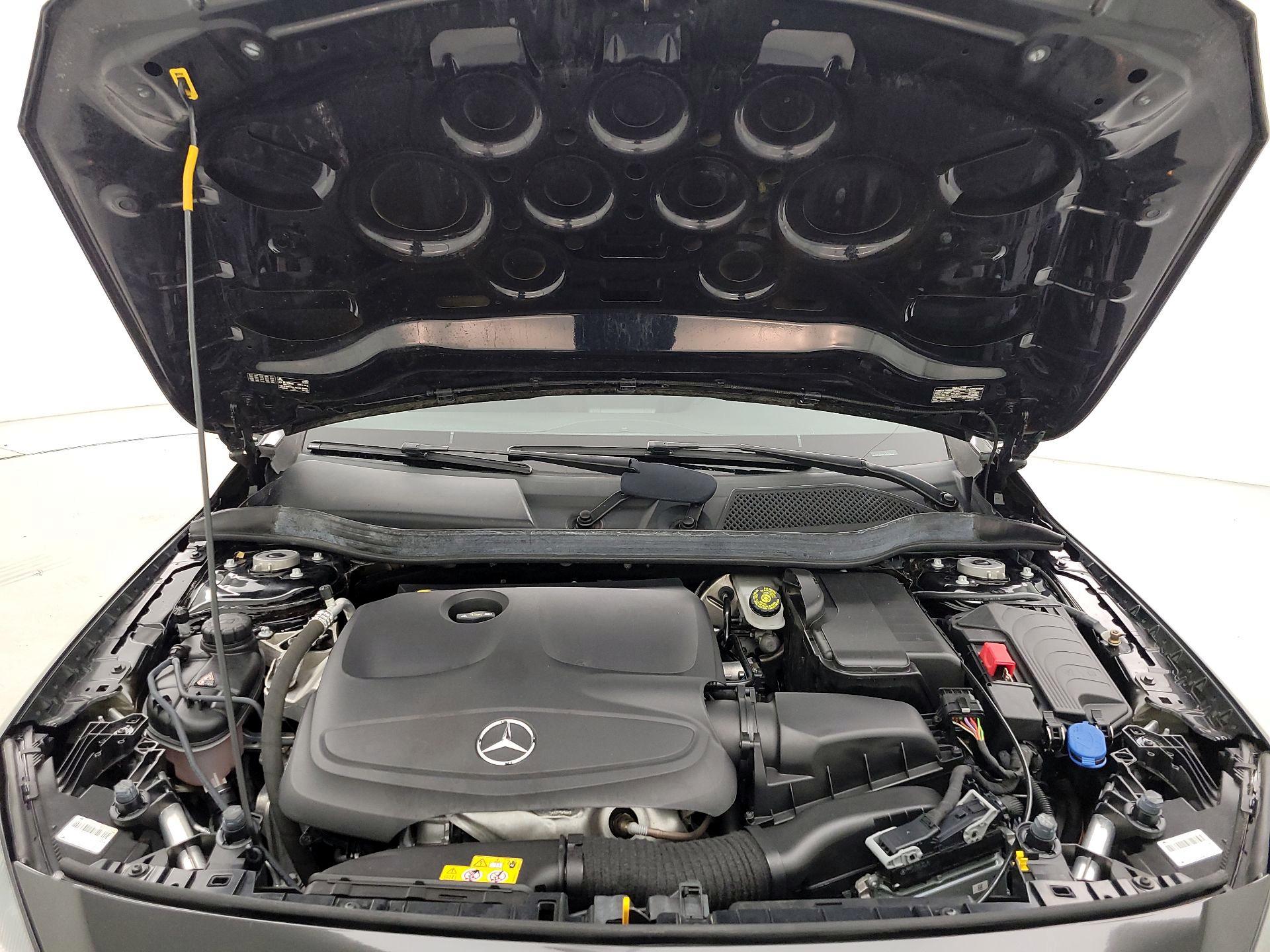 Thumbnail: 2020 Mercedes-Benz GLA - 19