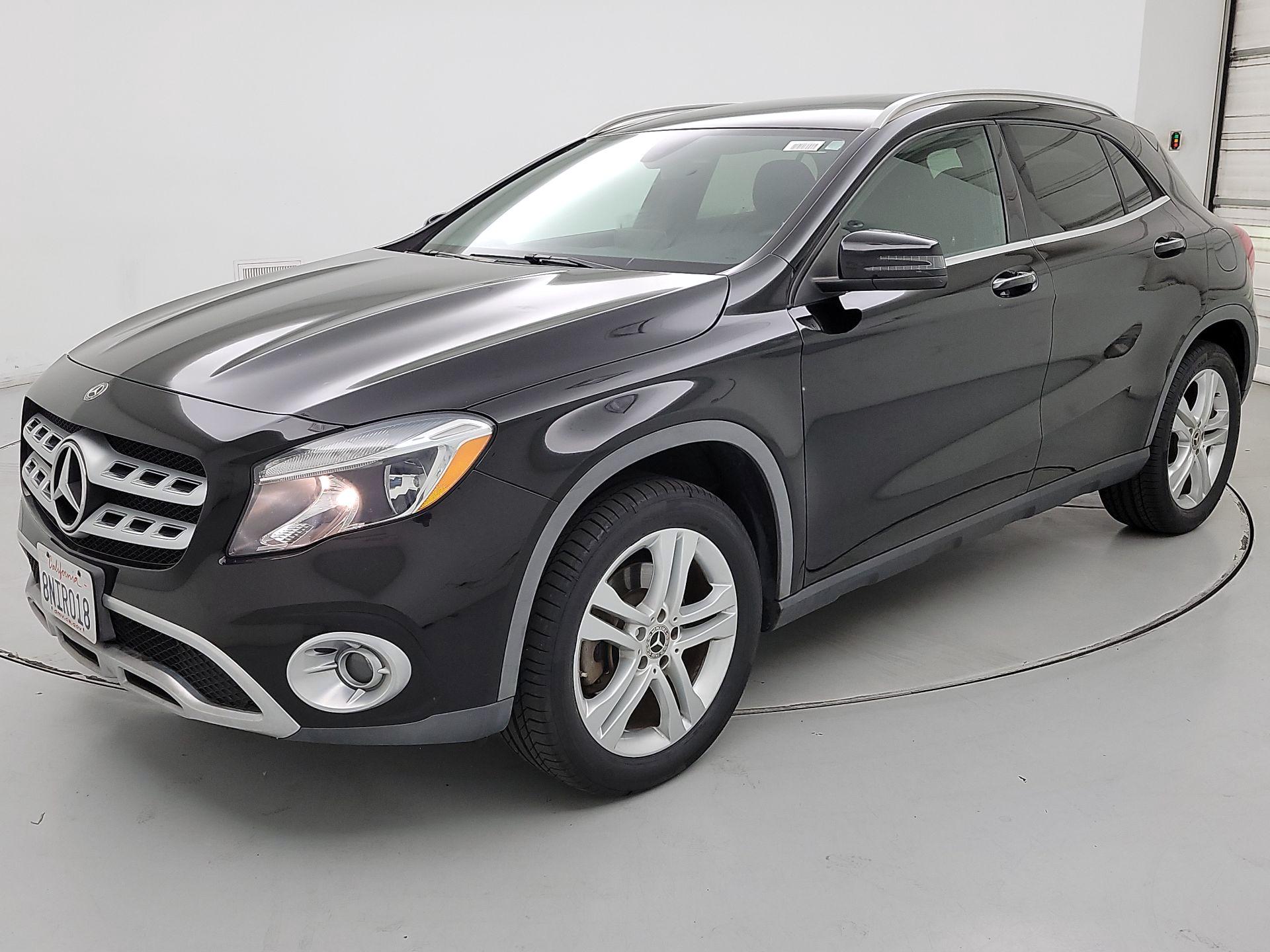 Thumbnail: 2020 Mercedes-Benz GLA - 3
