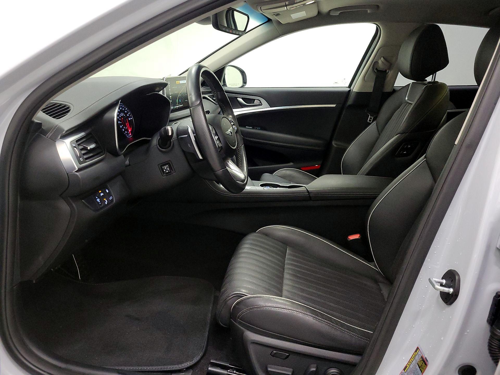 Thumbnail: 2019 Genesis G70 - 11