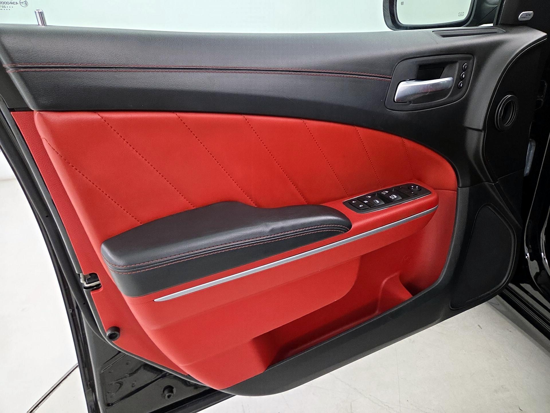 Thumbnail: 2022 Dodge Charger - 12