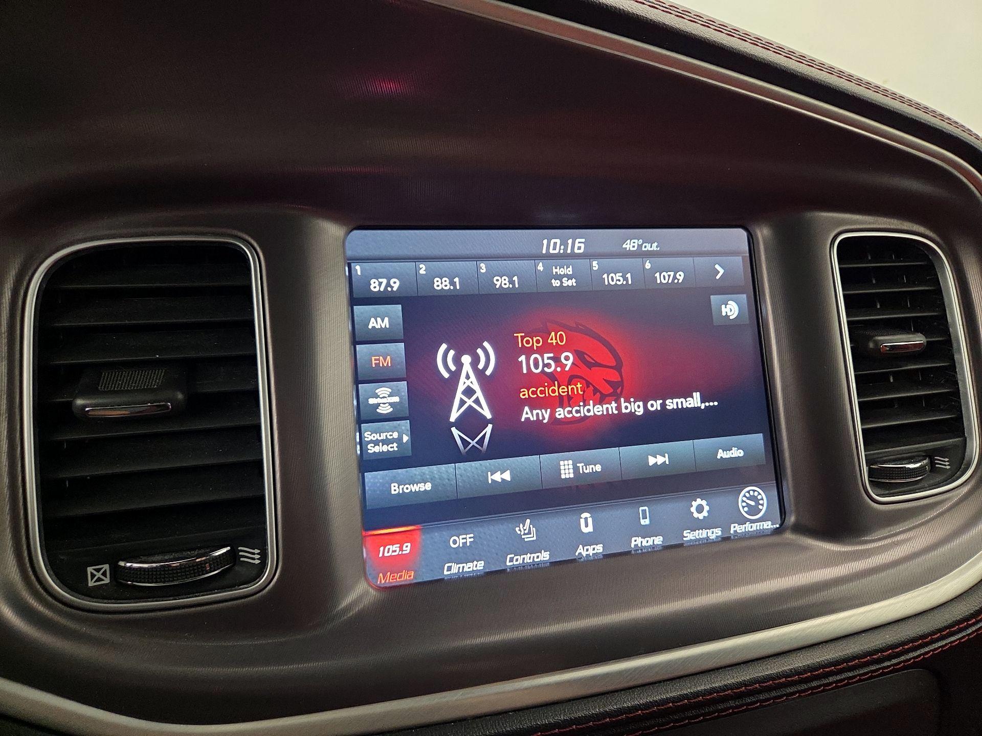 Thumbnail: 2022 Dodge Charger - 15