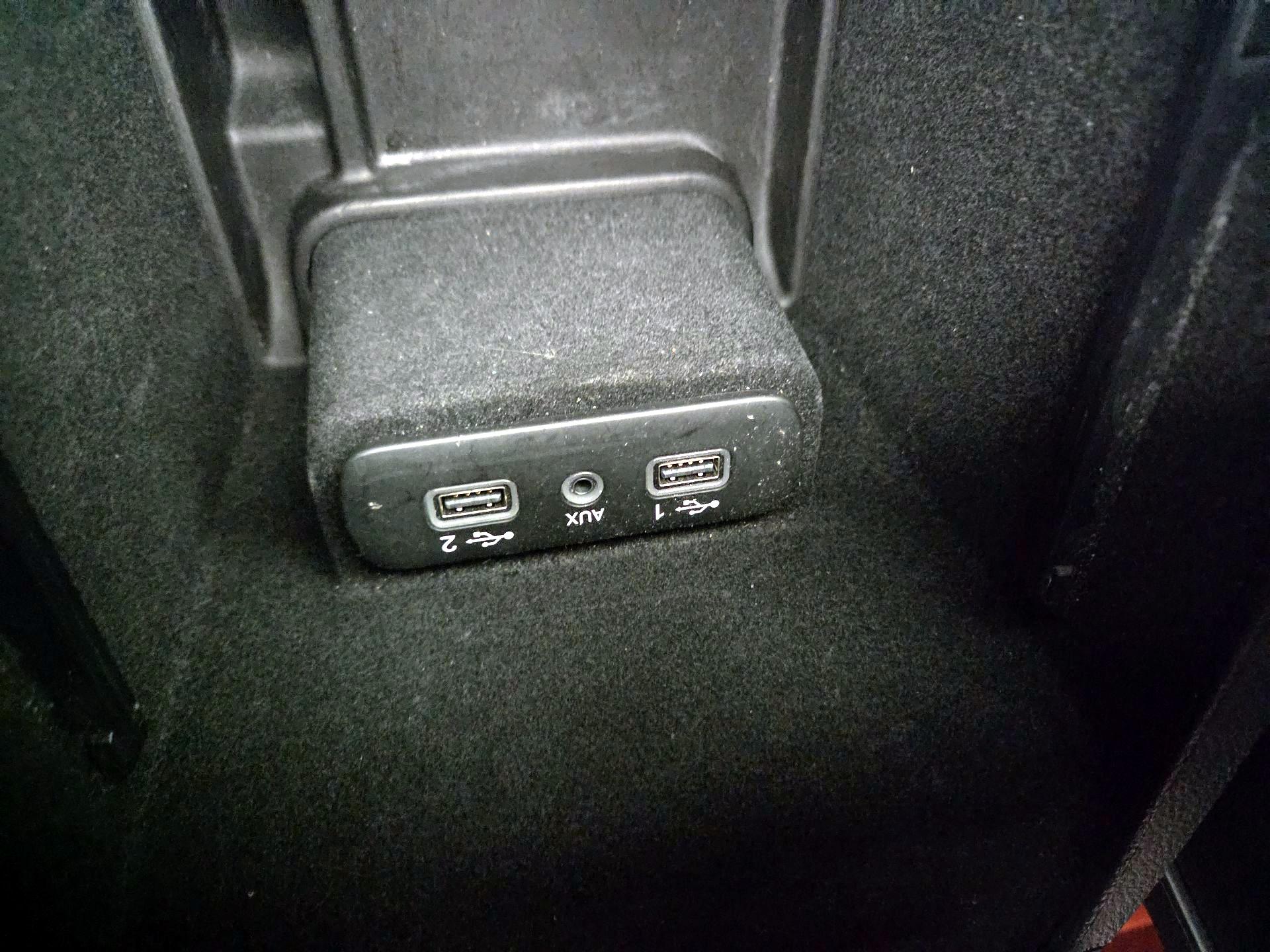 Thumbnail: 2022 Dodge Charger - 18