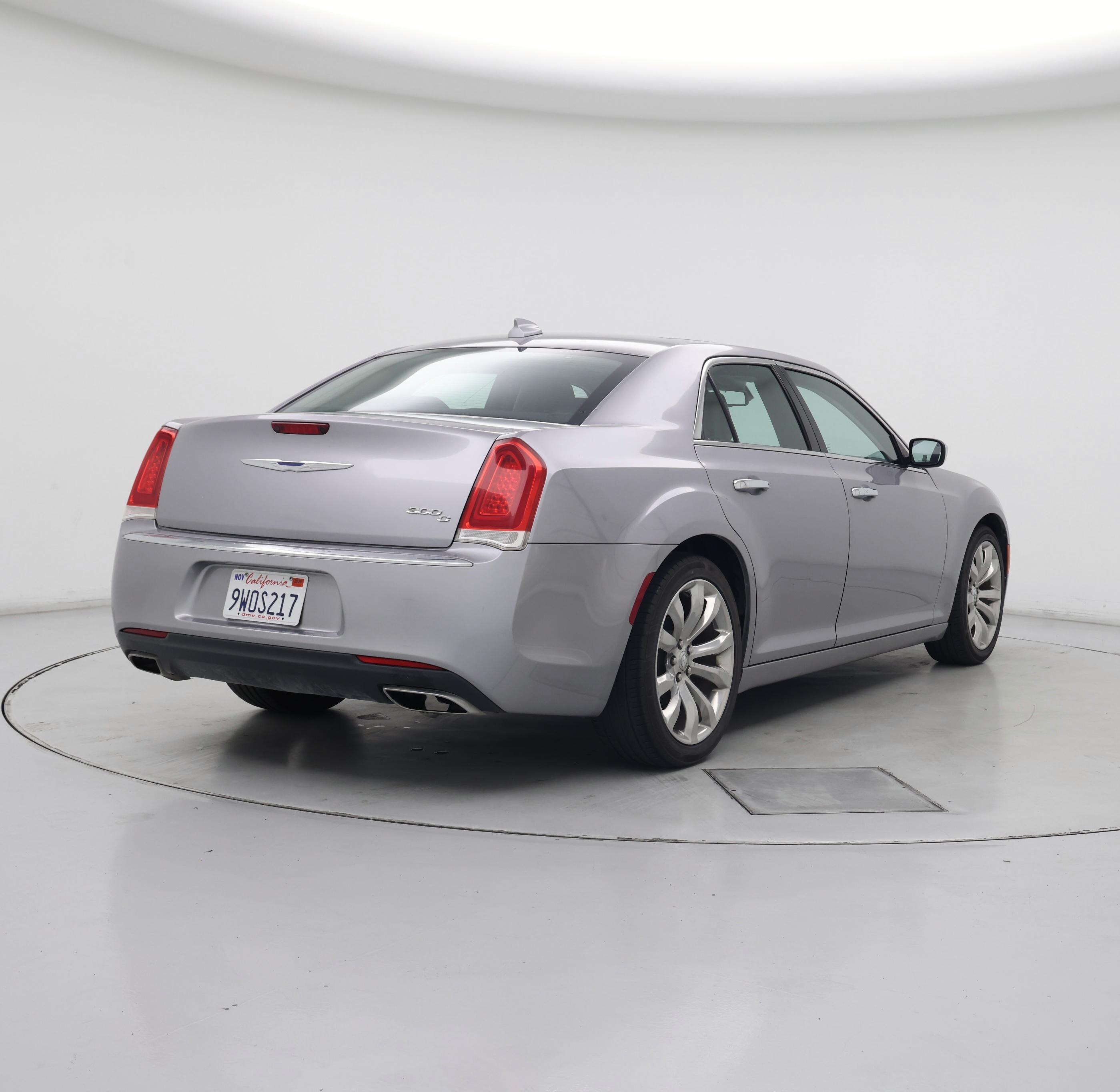 Thumbnail: 2017 Chrysler 300 - 8