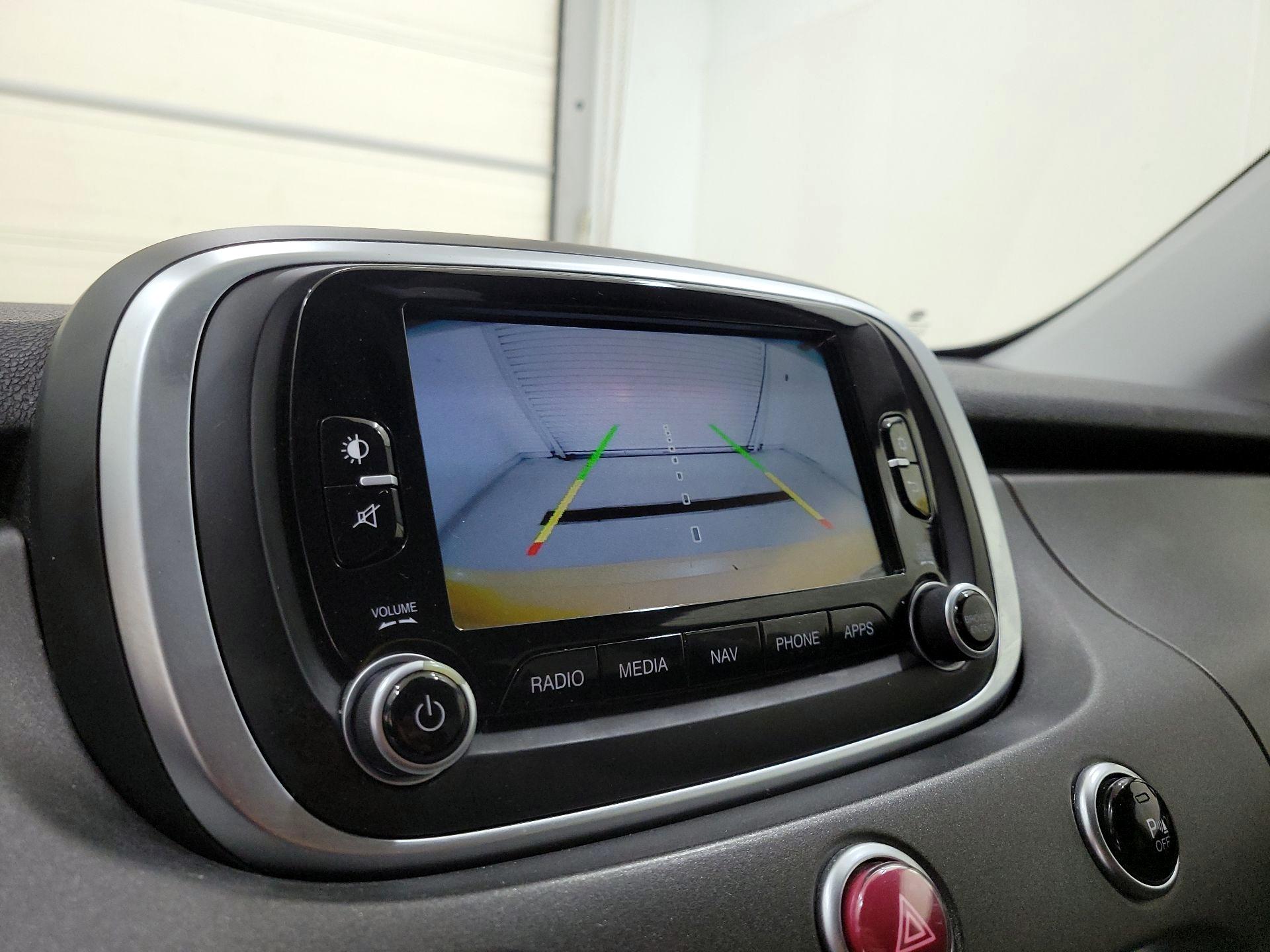 Thumbnail: 2016 Fiat 500X - 14