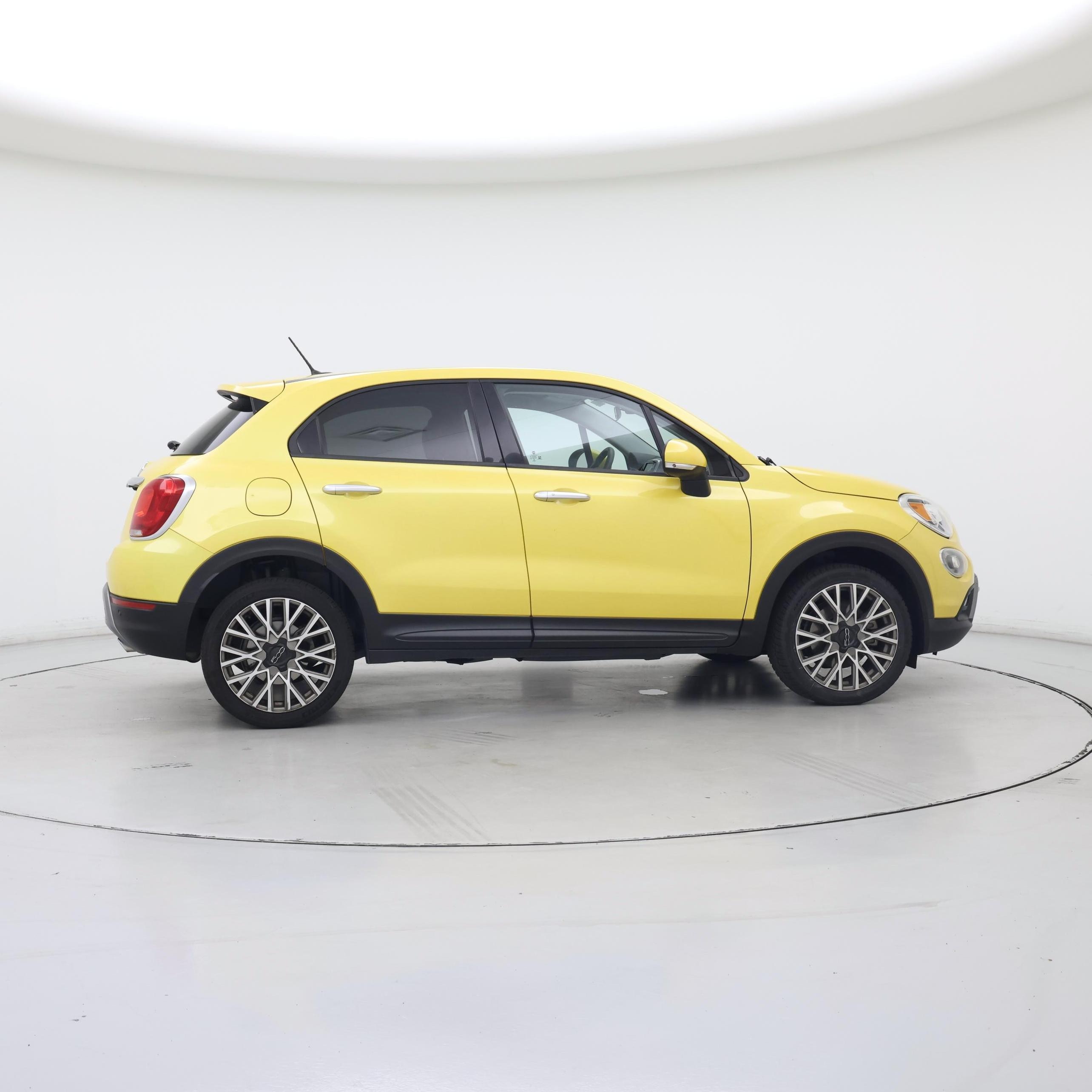Thumbnail: 2016 Fiat 500X - 7