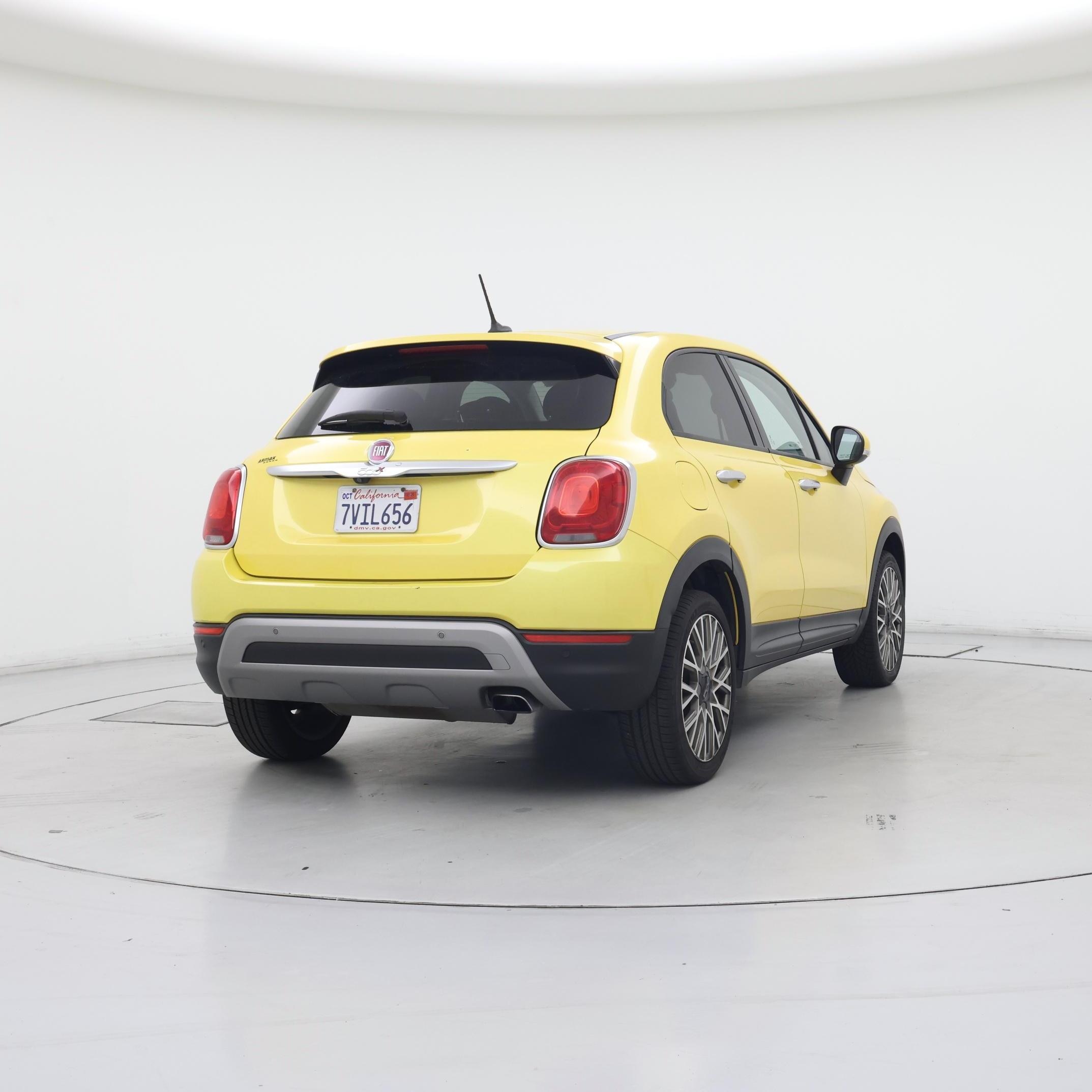 Thumbnail: 2016 Fiat 500X - 8