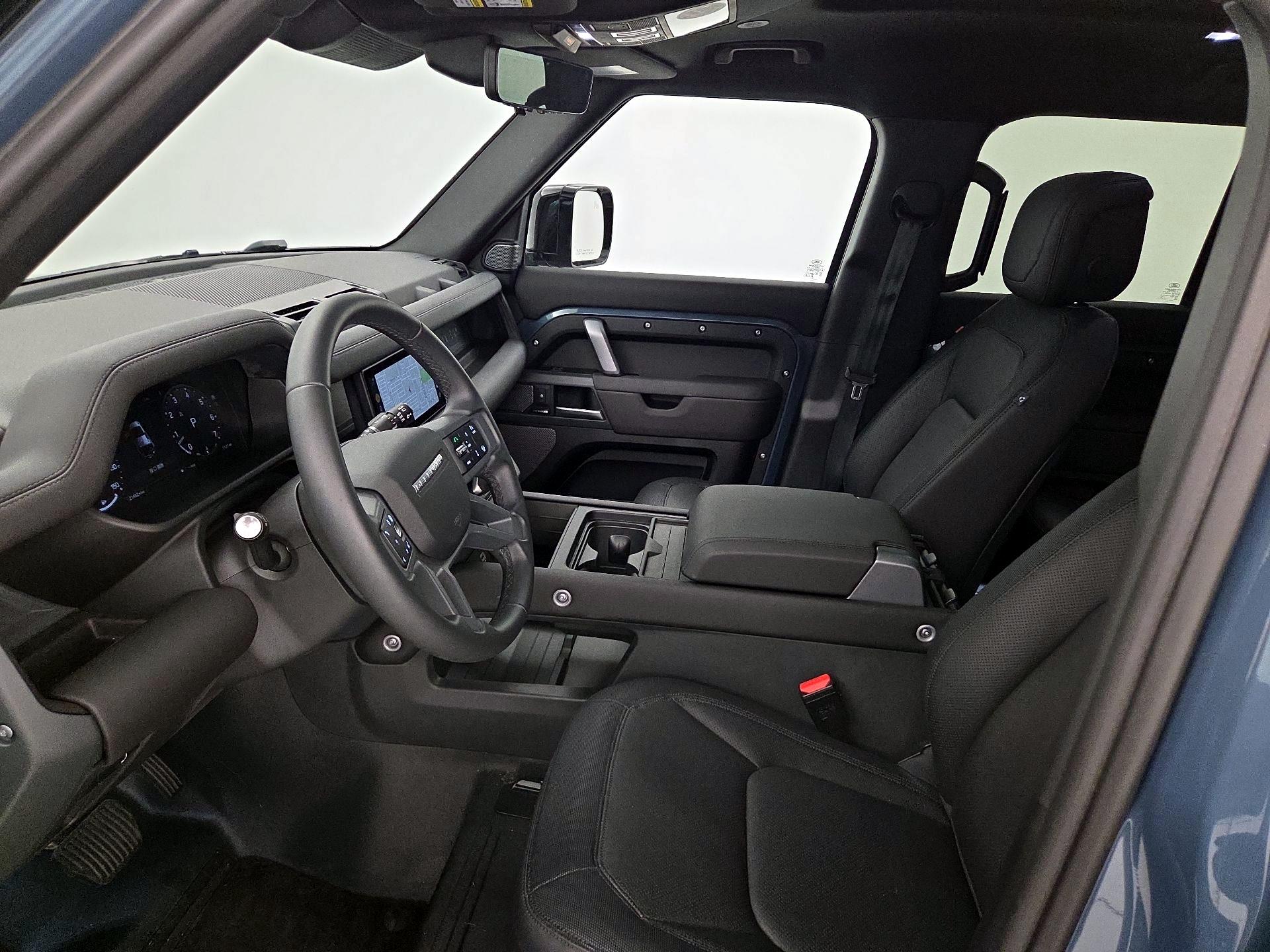 Thumbnail: 2024 Land Rover Defender - 11