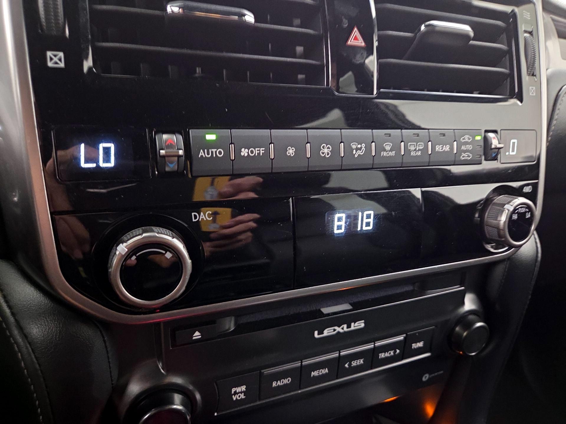 Thumbnail: 2023 Lexus GX - 17