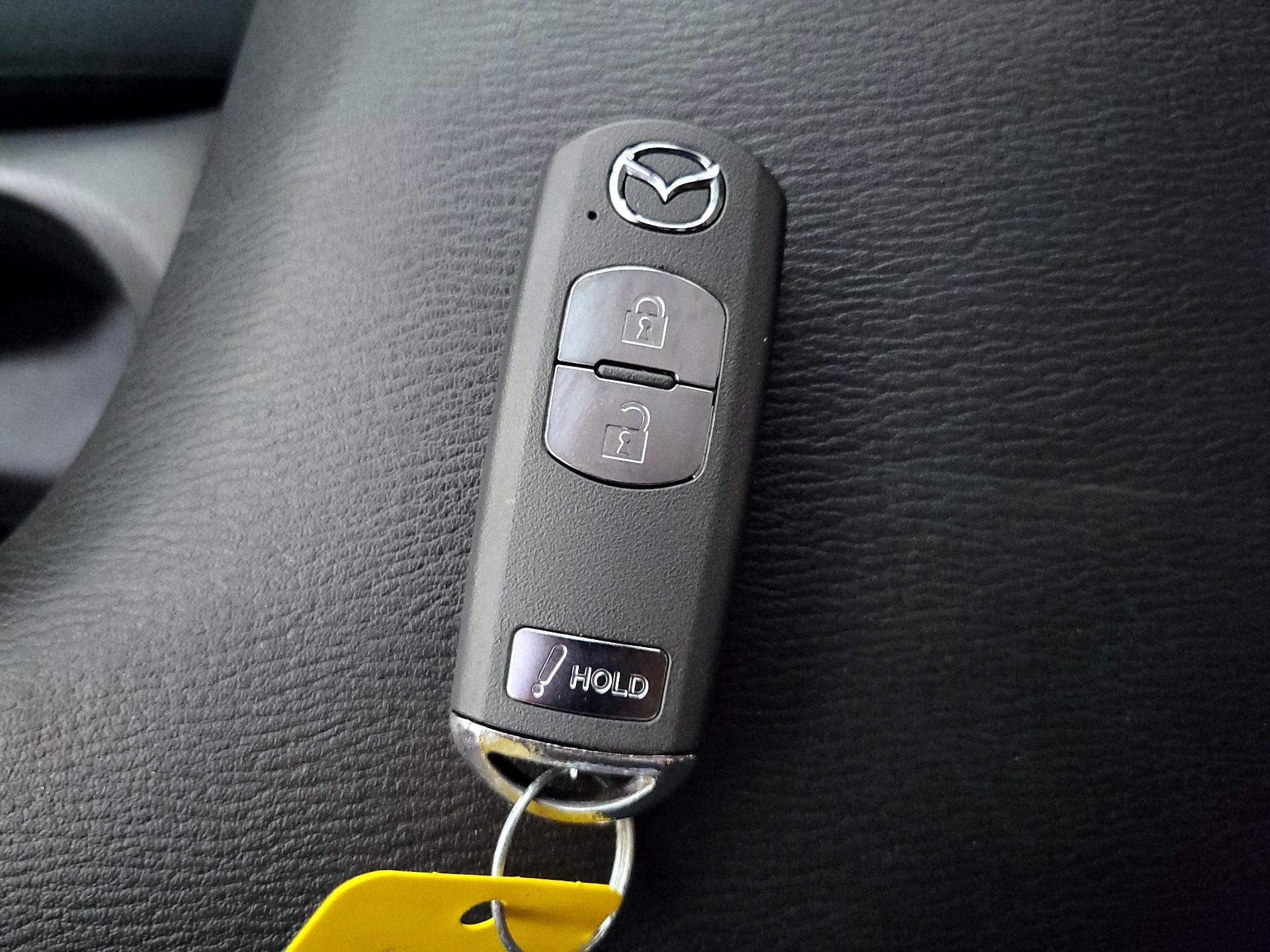 Thumbnail: 2014 Mazda Mazda3 - 20