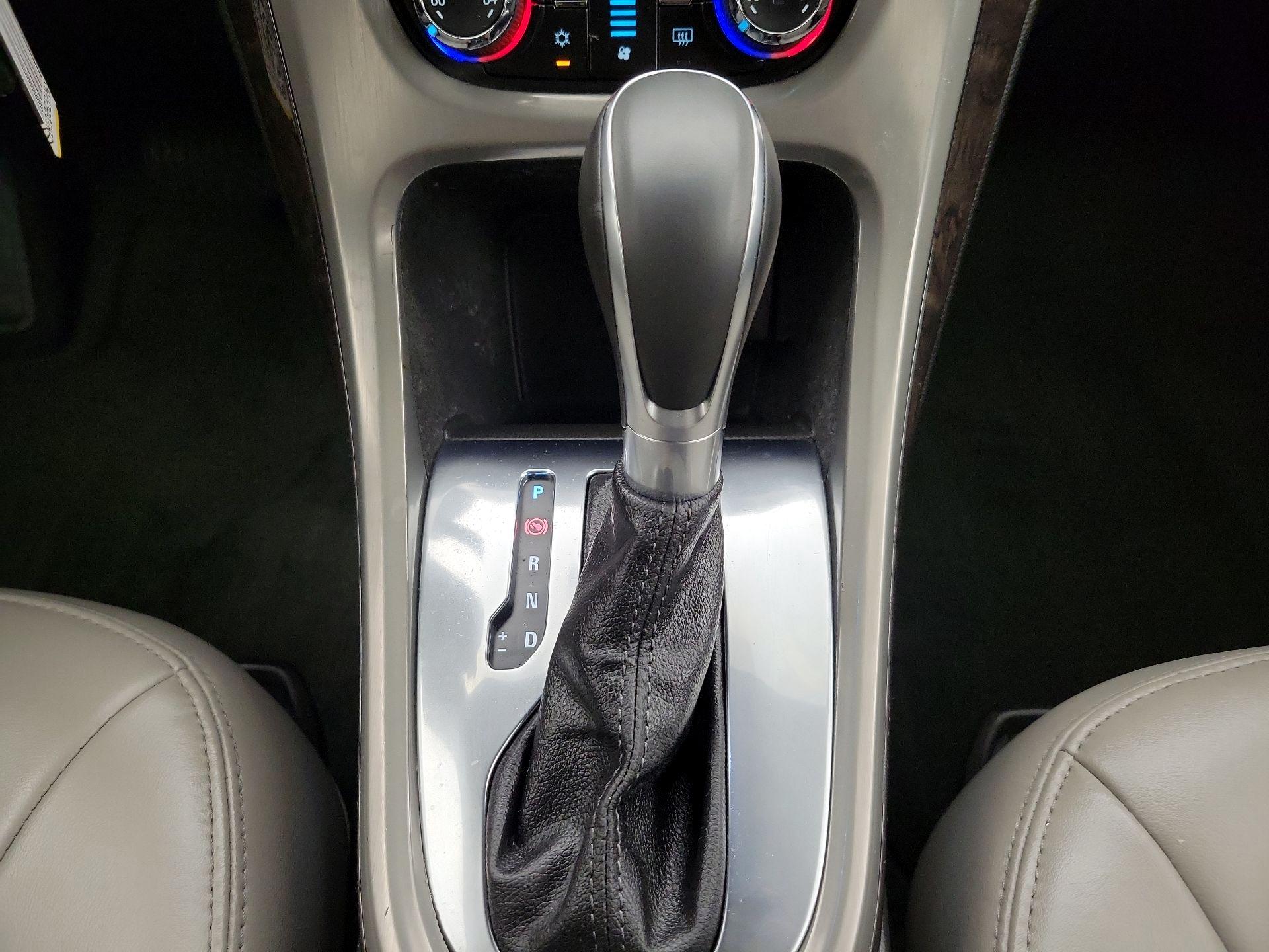 Thumbnail: 2016 Buick Verano - 16