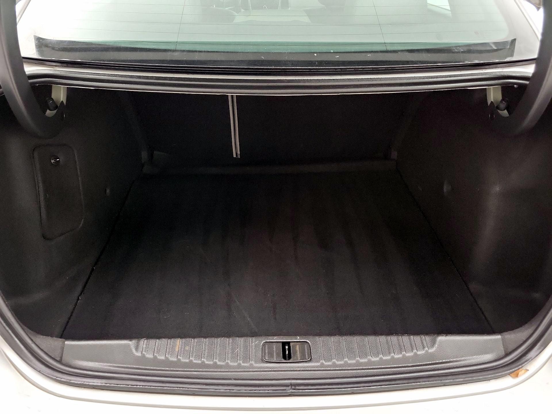 Thumbnail: 2016 Buick Verano - 19