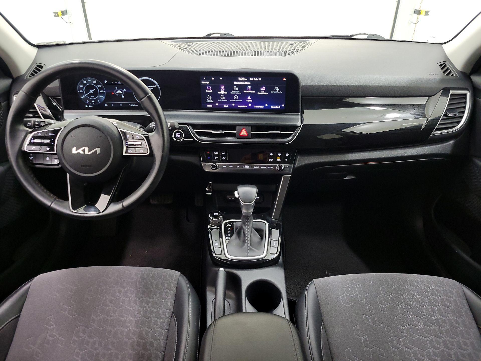 Thumbnail: 2024 Kia Seltos - 9