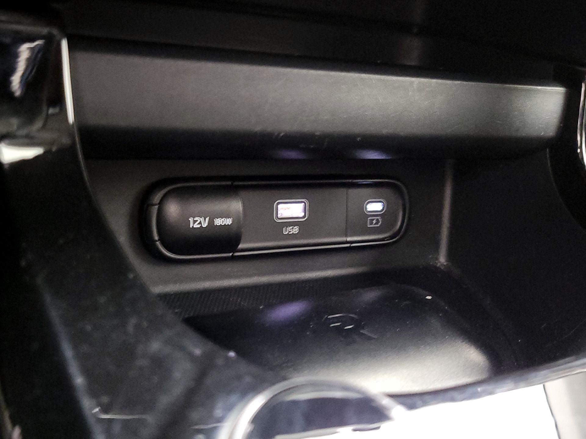 Thumbnail: 2024 Kia Seltos - 19