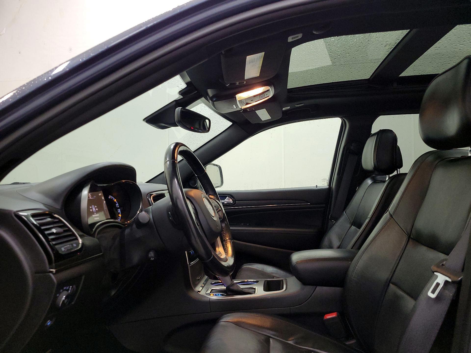 Thumbnail: 2021 Jeep Grand Cherokee - 20