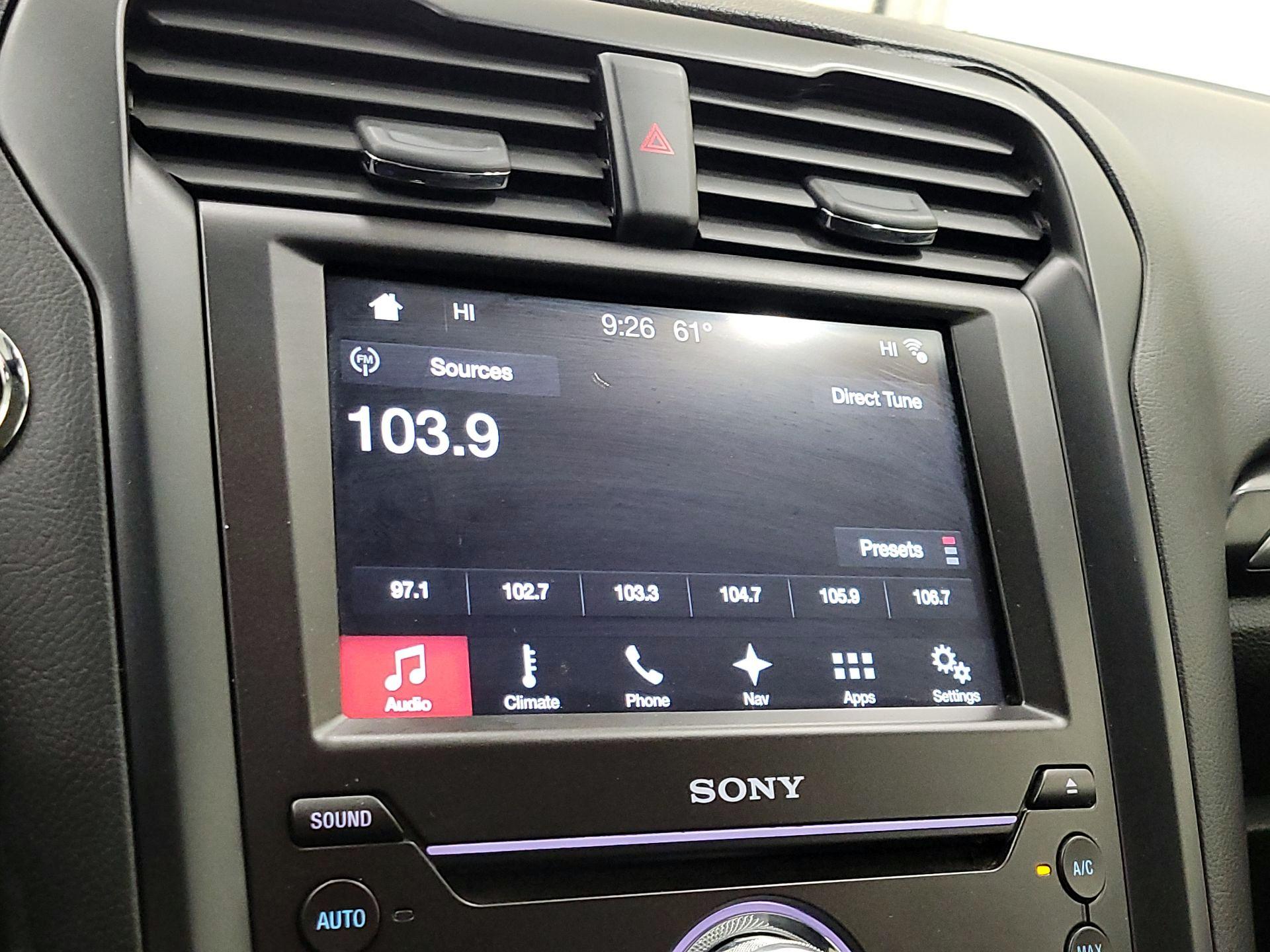 Thumbnail: 2017 Ford Fusion - 16