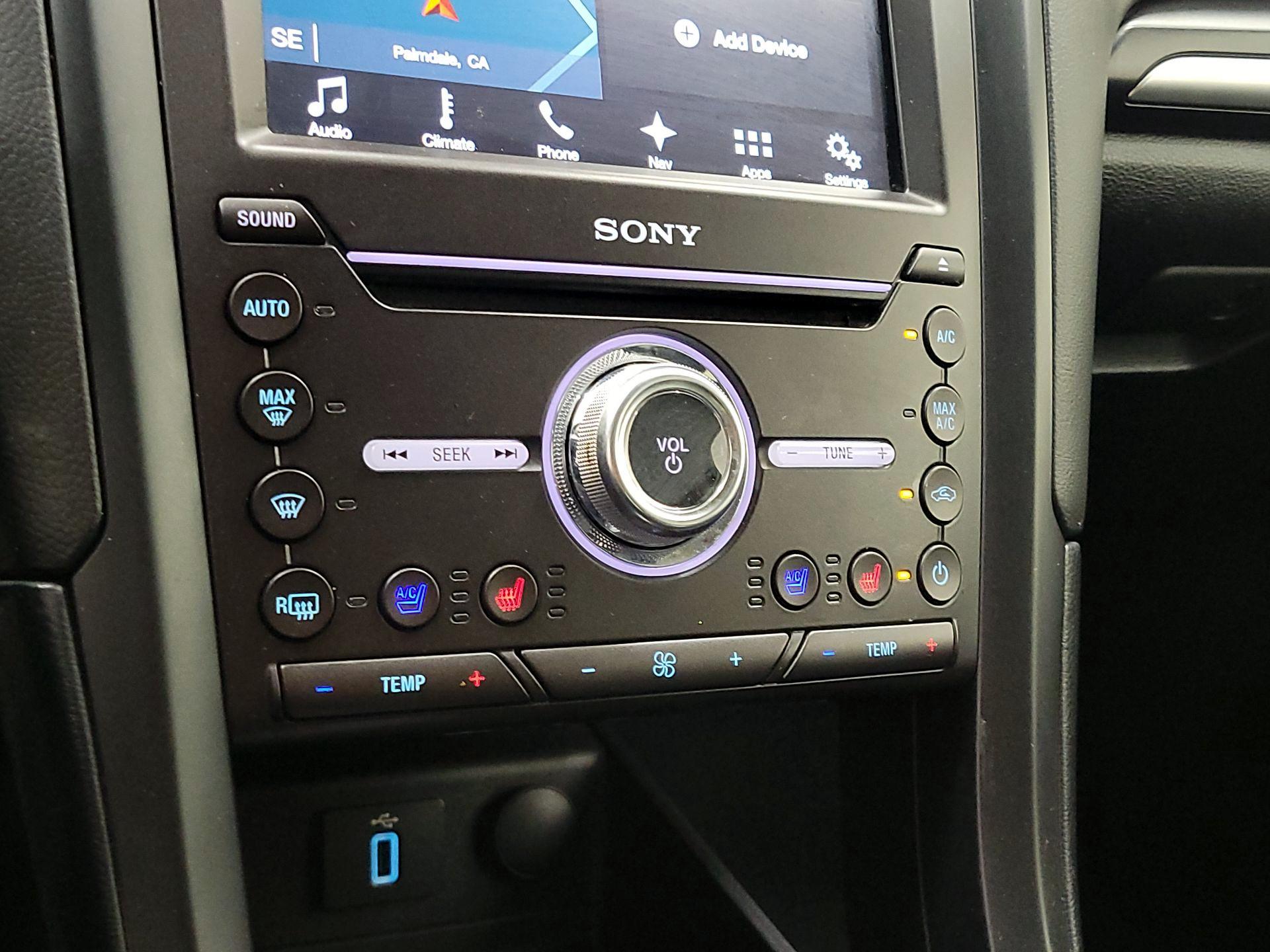 Thumbnail: 2017 Ford Fusion - 17