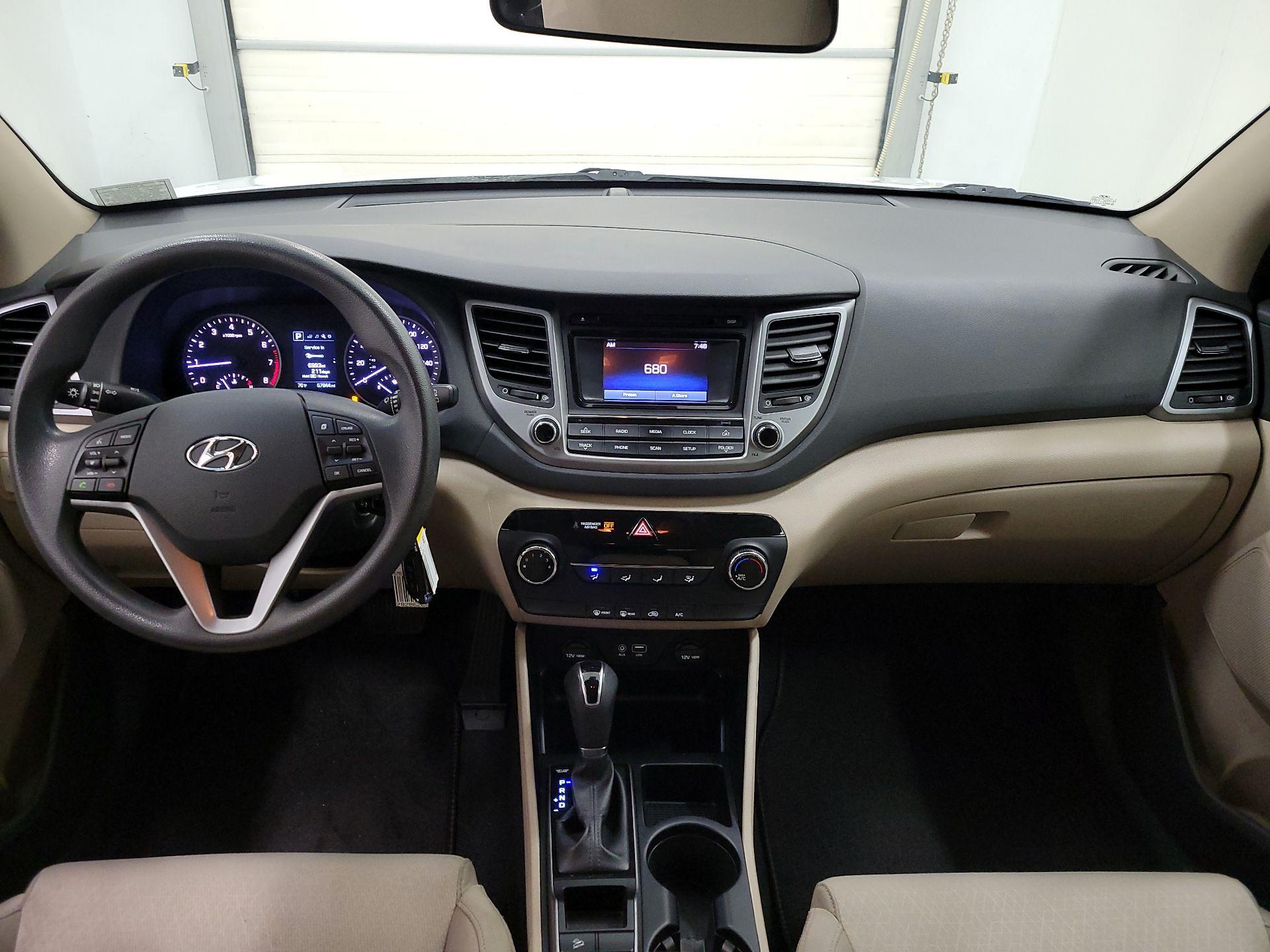 Thumbnail: 2017 Hyundai Tucson - 9