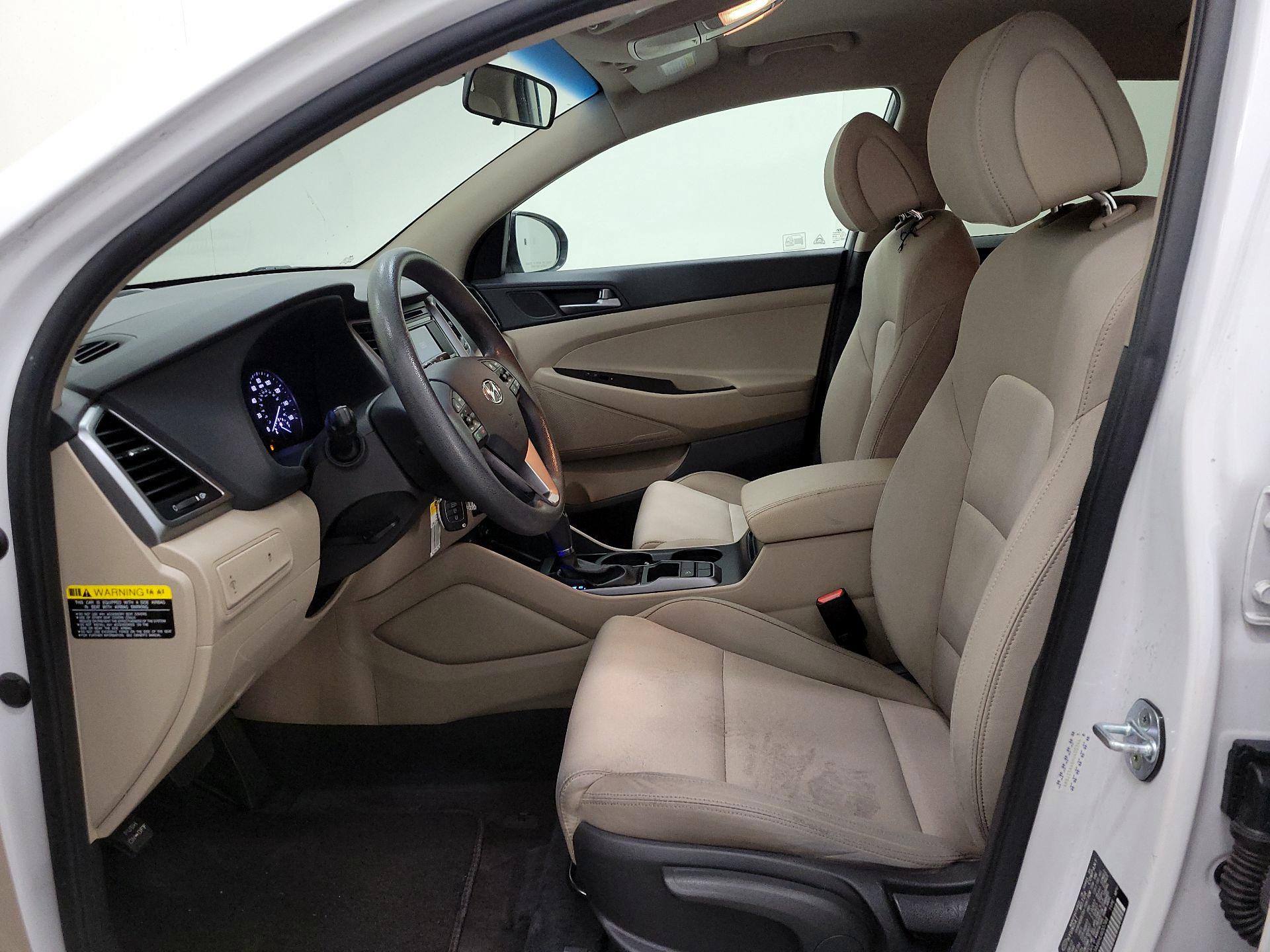 Thumbnail: 2017 Hyundai Tucson - 11