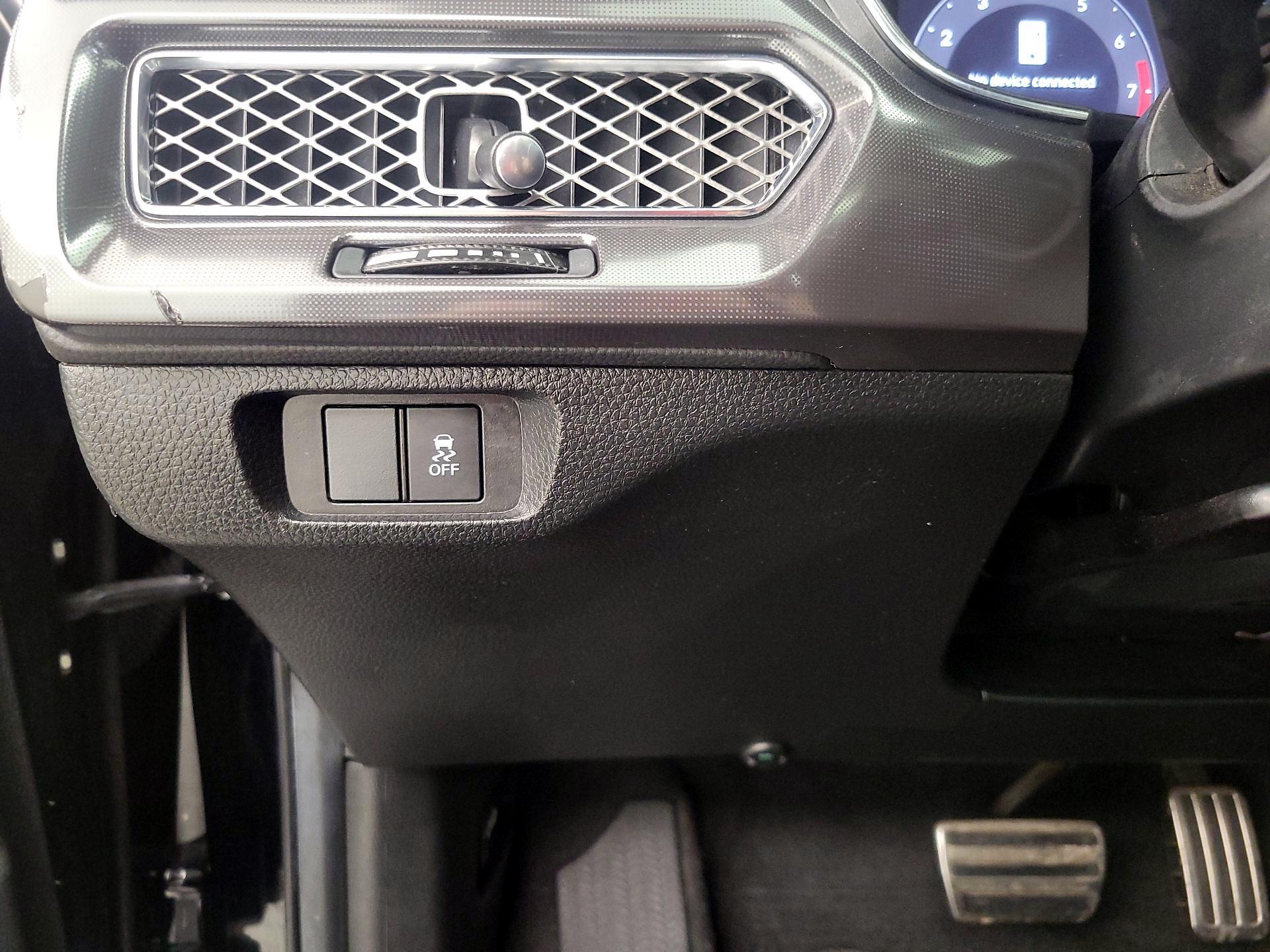 Thumbnail: 2024 Acura Integra - 13