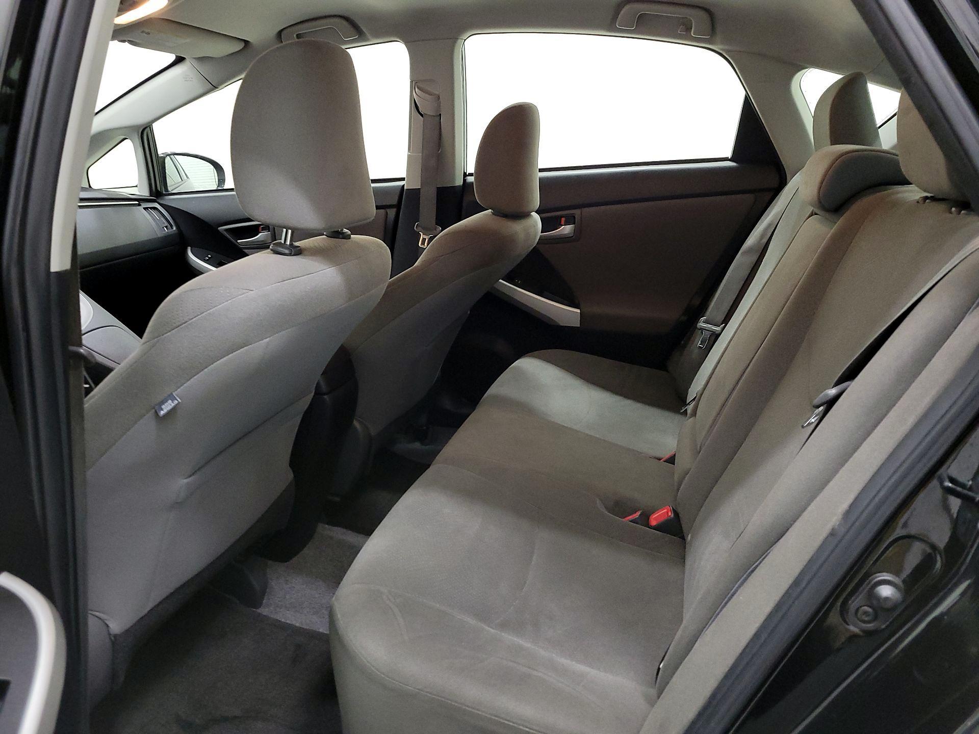 Thumbnail: 2014 Toyota Prius - 17