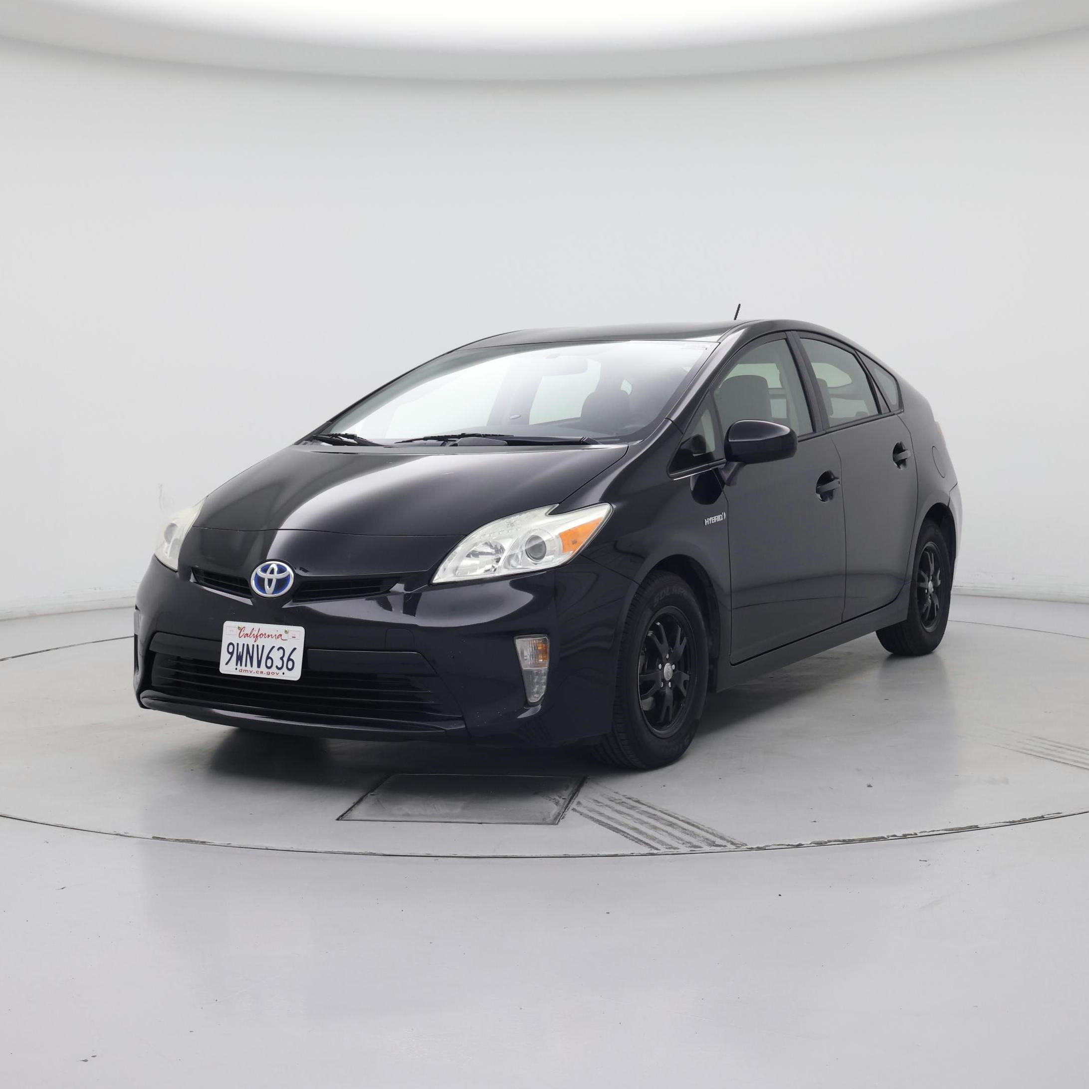 Thumbnail: 2014 Toyota Prius - 4