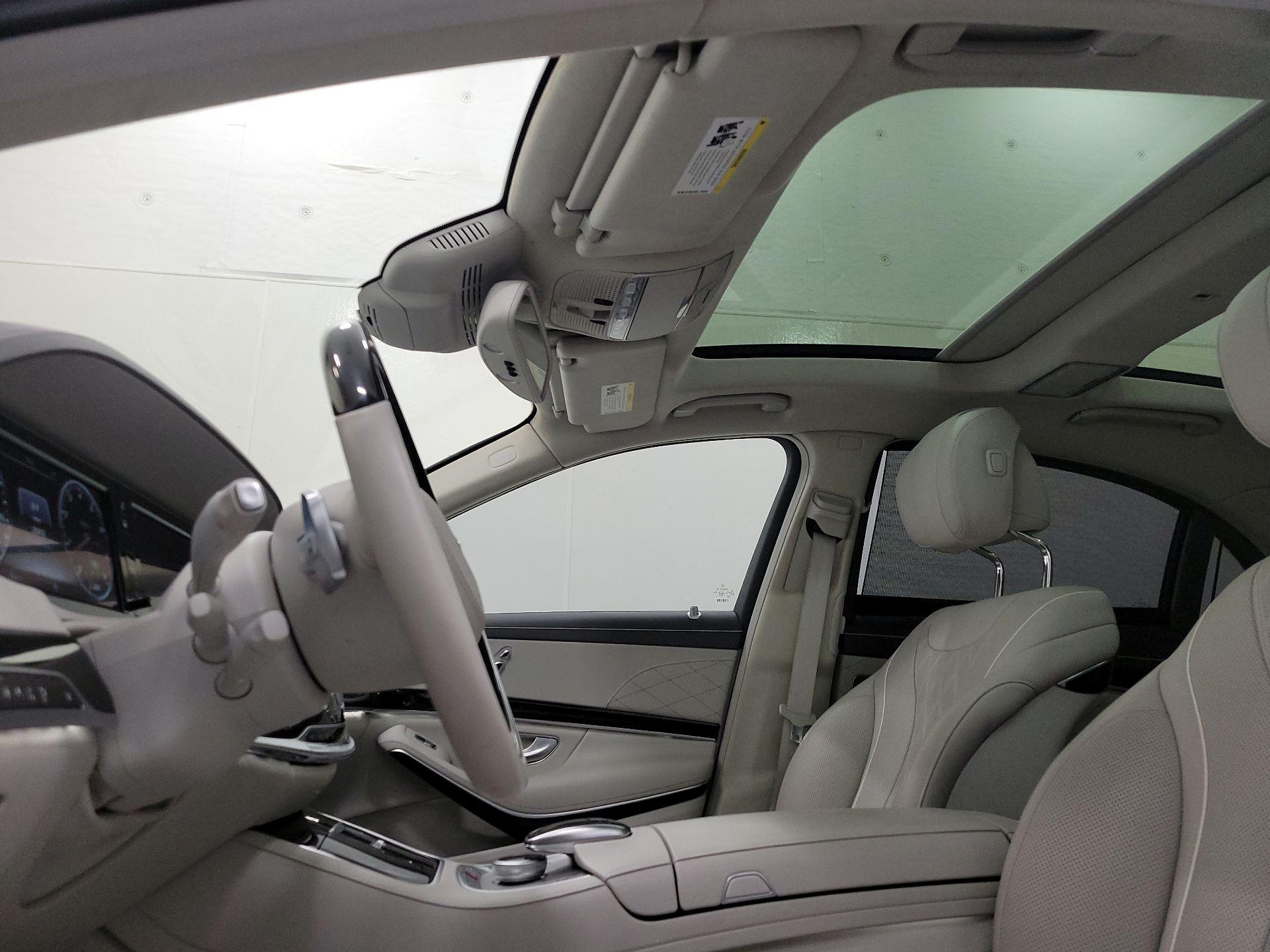 Thumbnail: 2015 Mercedes-Benz S-Class - 20