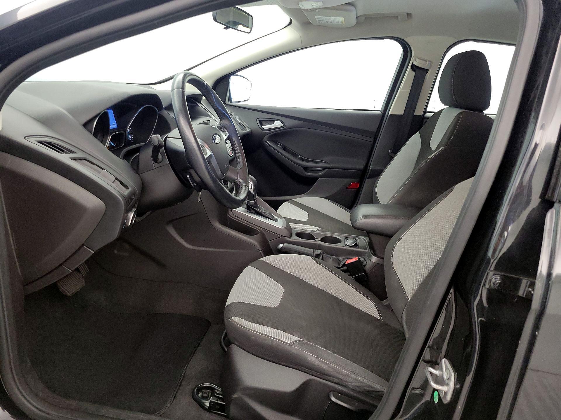 Thumbnail: 2014 Ford Focus - 11