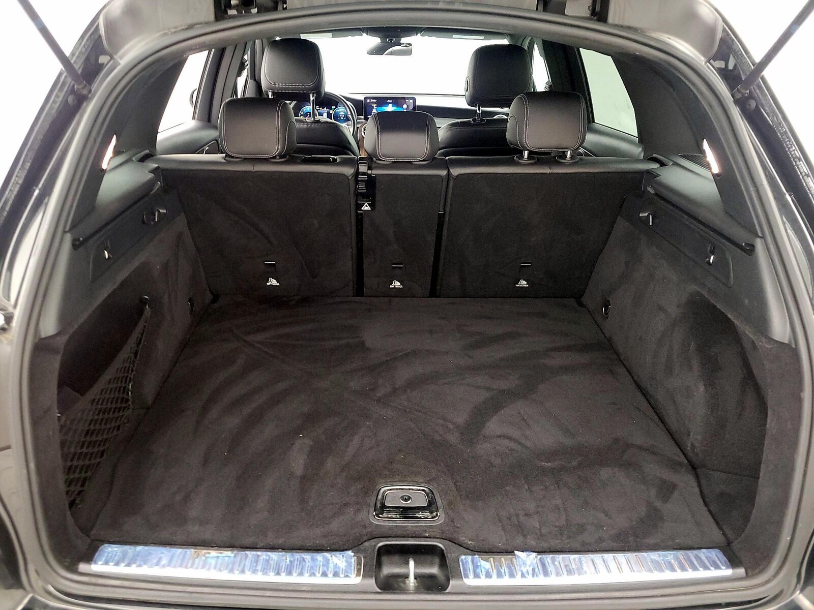 2021 Mercedes-Benz GLC GLC300 - Photo 21