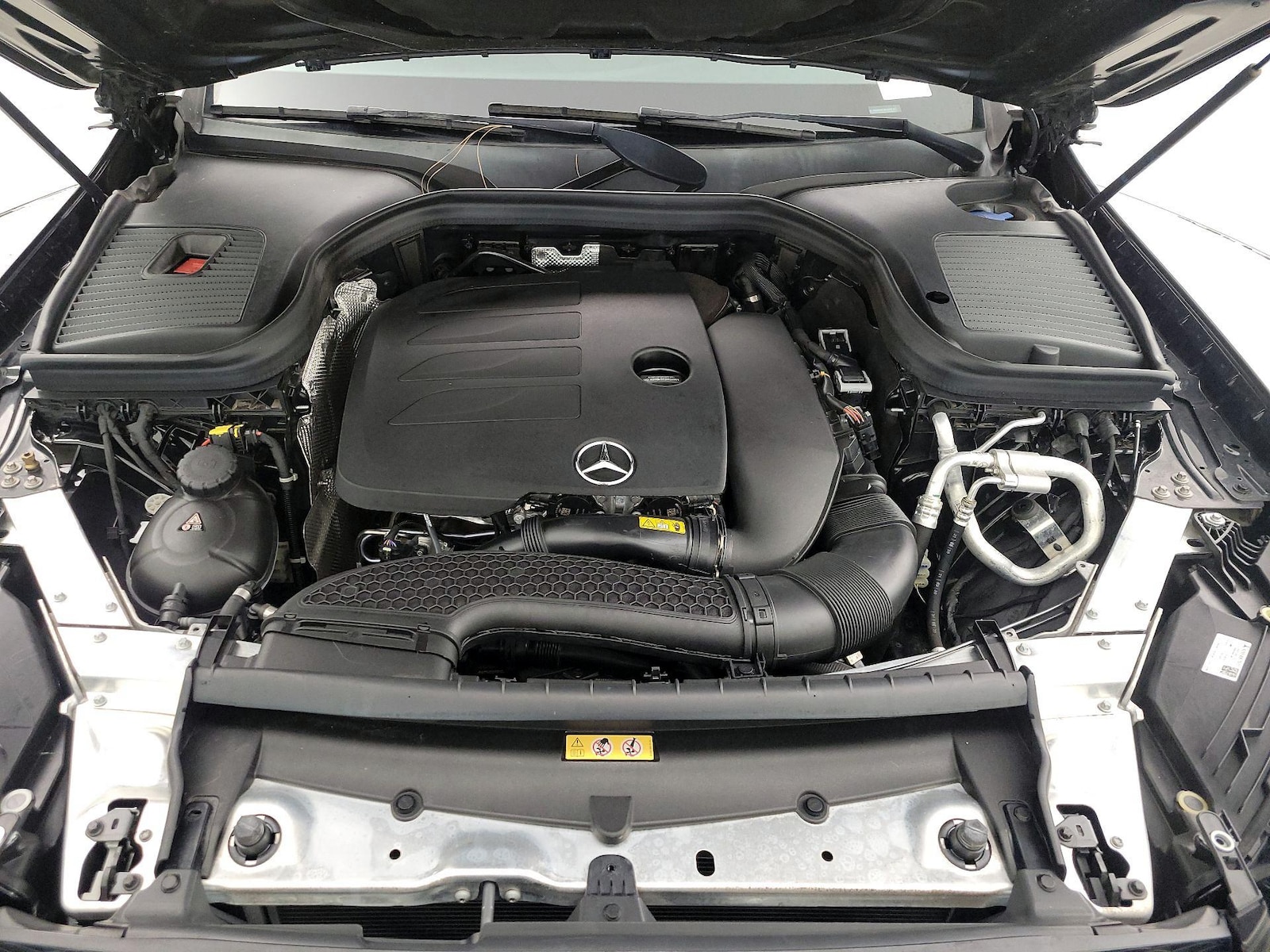 2021 Mercedes-Benz GLC GLC300 - Photo 22