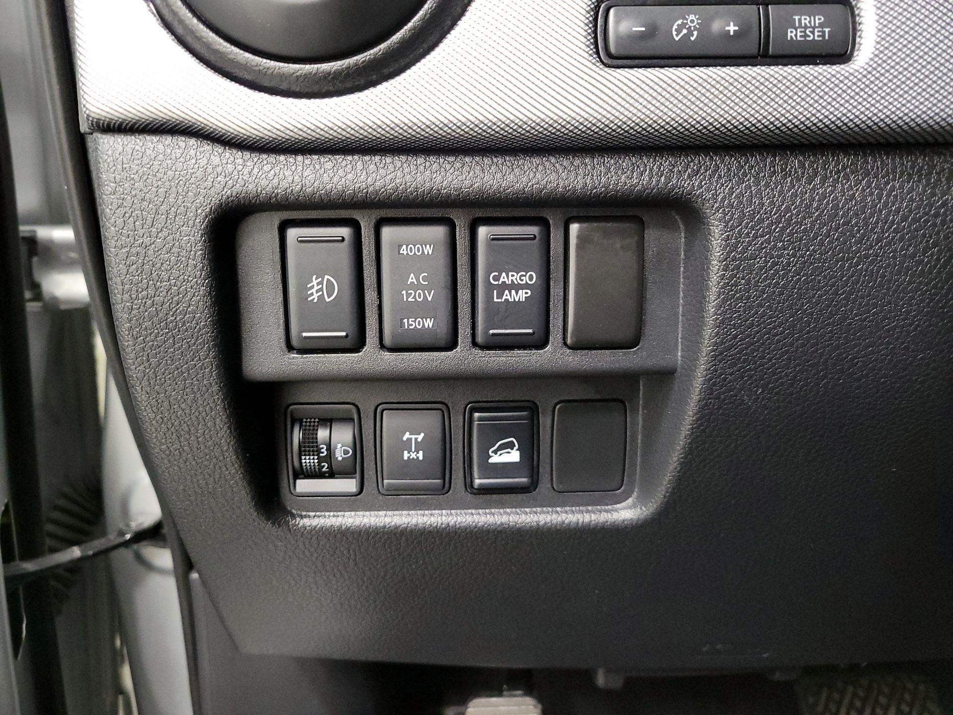 Thumbnail: 2019 Nissan Titan - 13