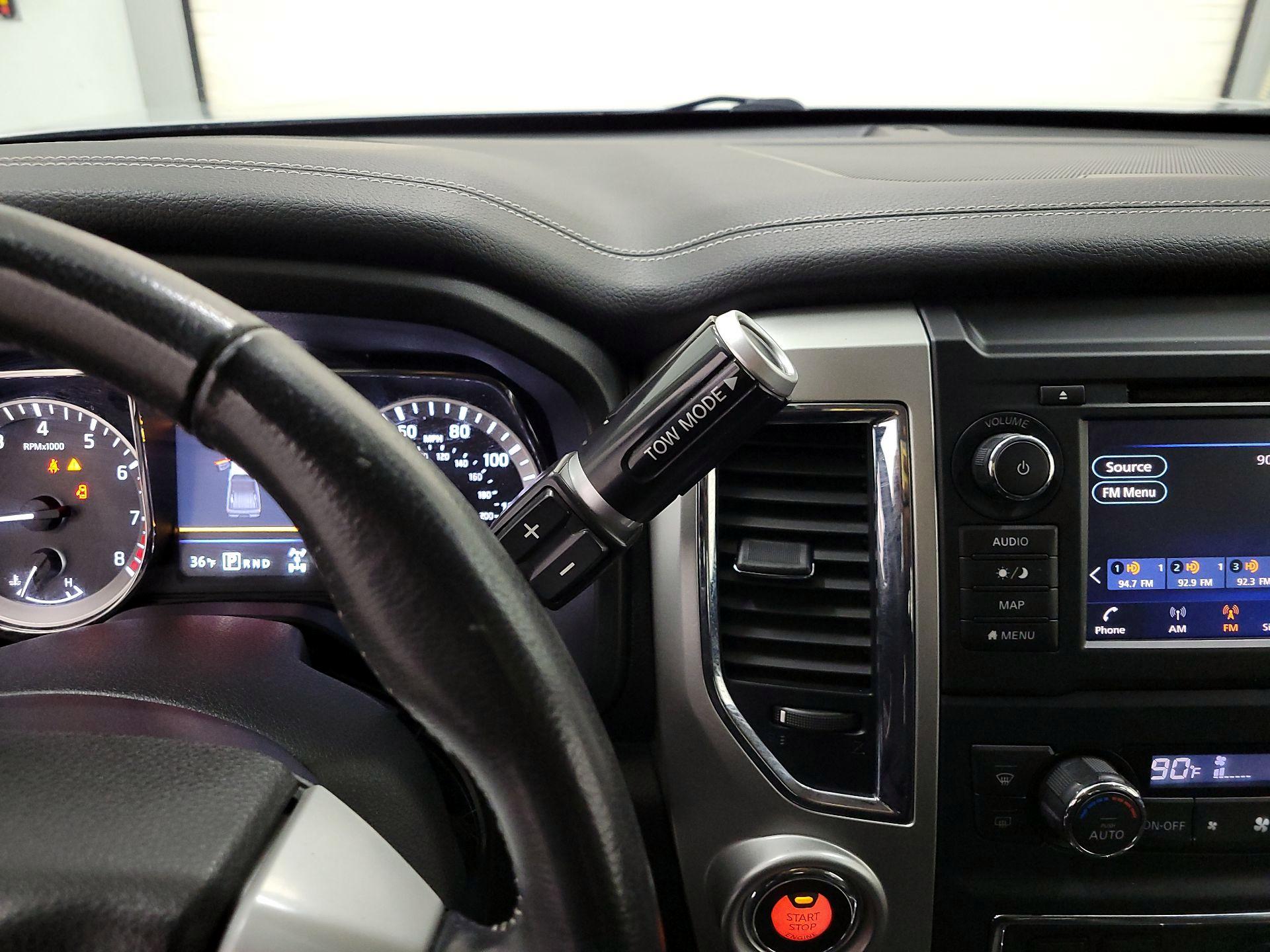 Thumbnail: 2019 Nissan Titan - 17