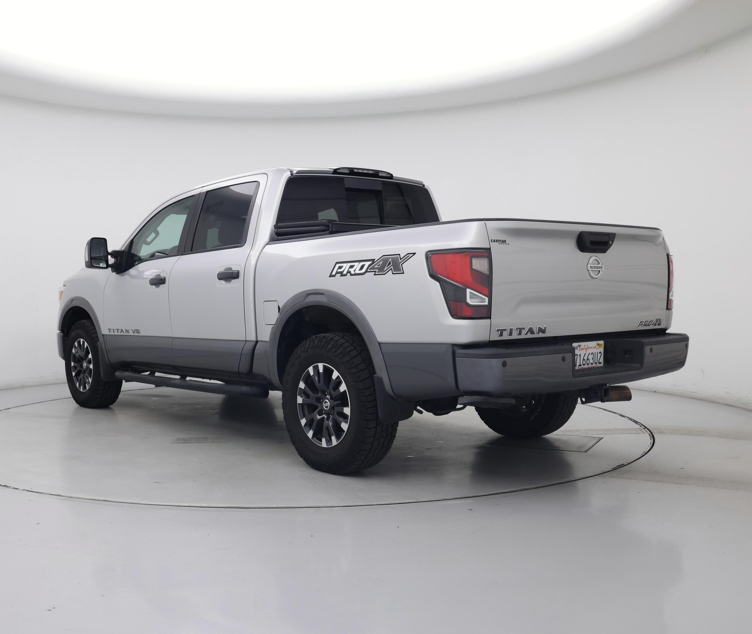 Thumbnail: 2019 Nissan Titan - 2