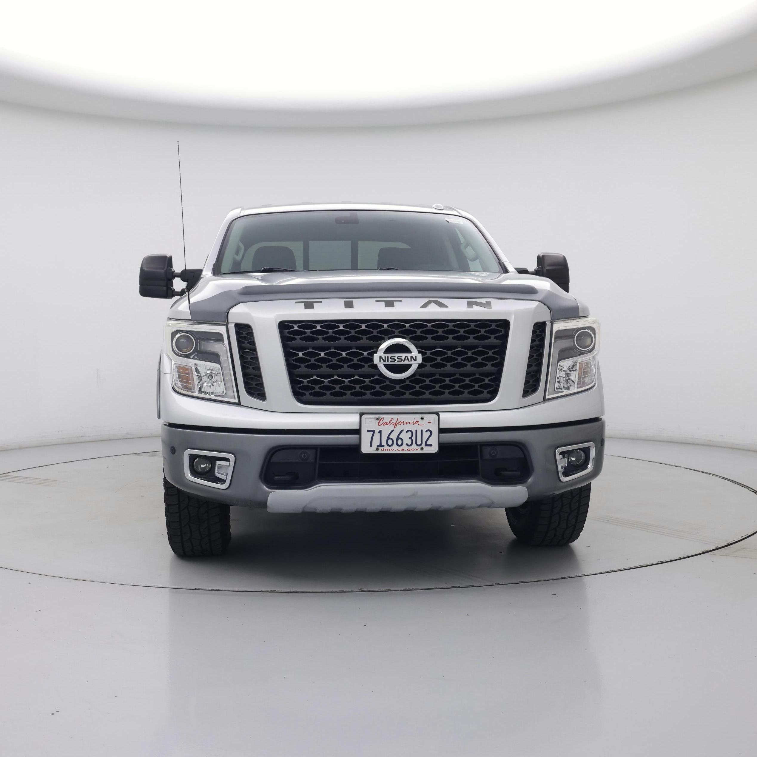 Thumbnail: 2019 Nissan Titan - 5