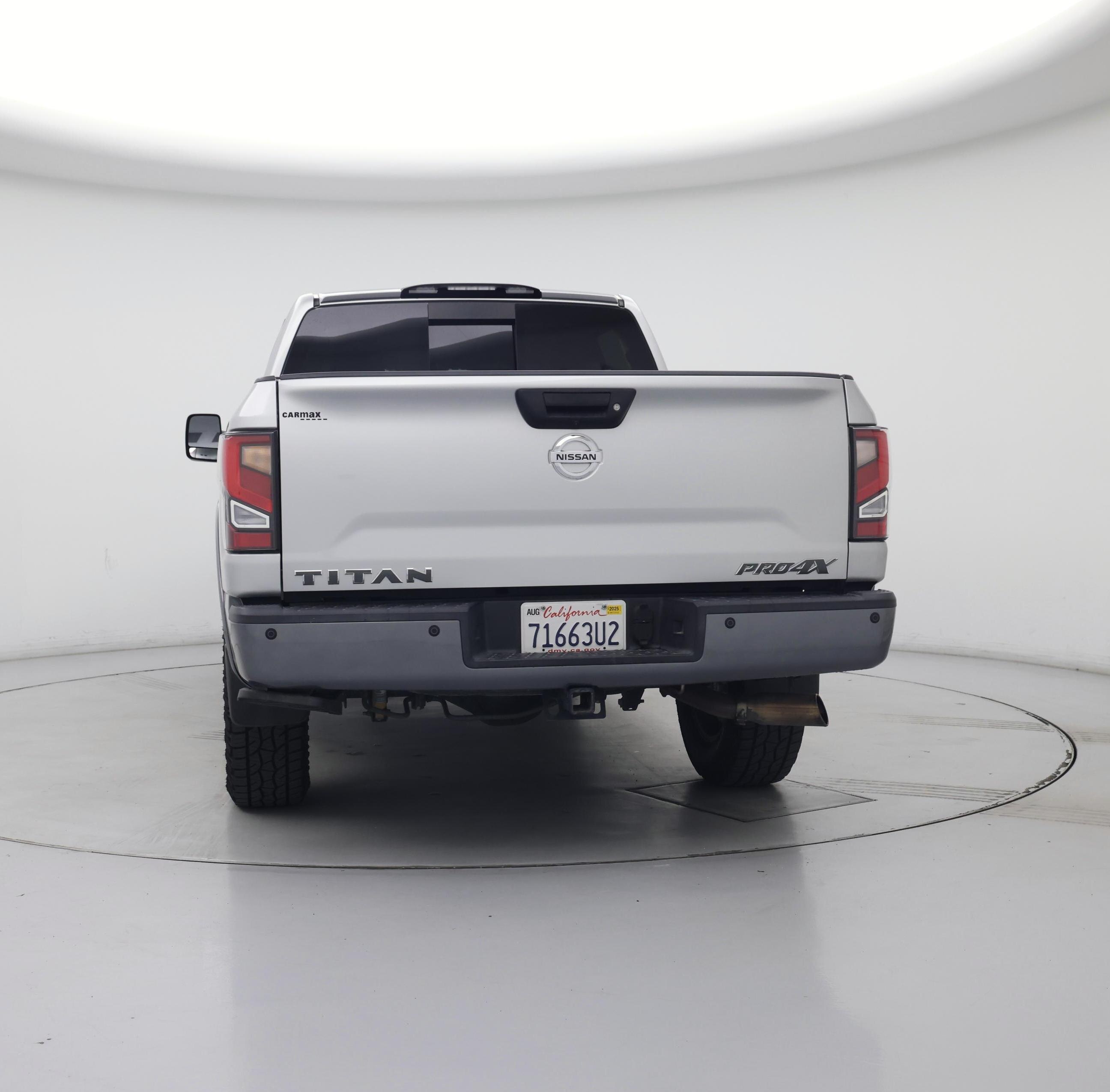 Thumbnail: 2019 Nissan Titan - 6